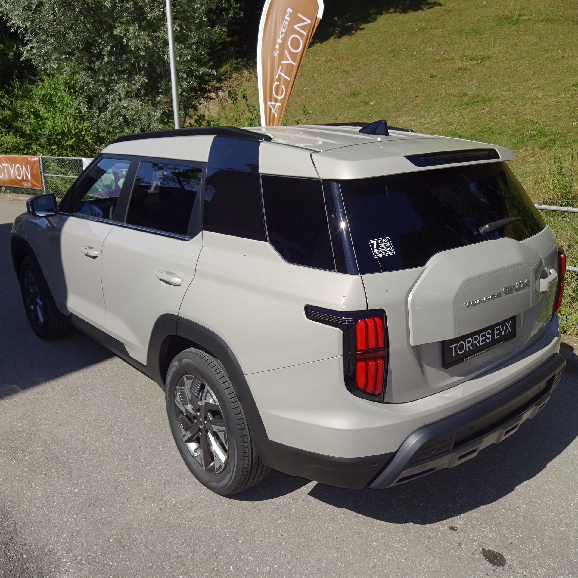 KGM-SsangYong Torres EVX 73 kWh Platinum-image-2