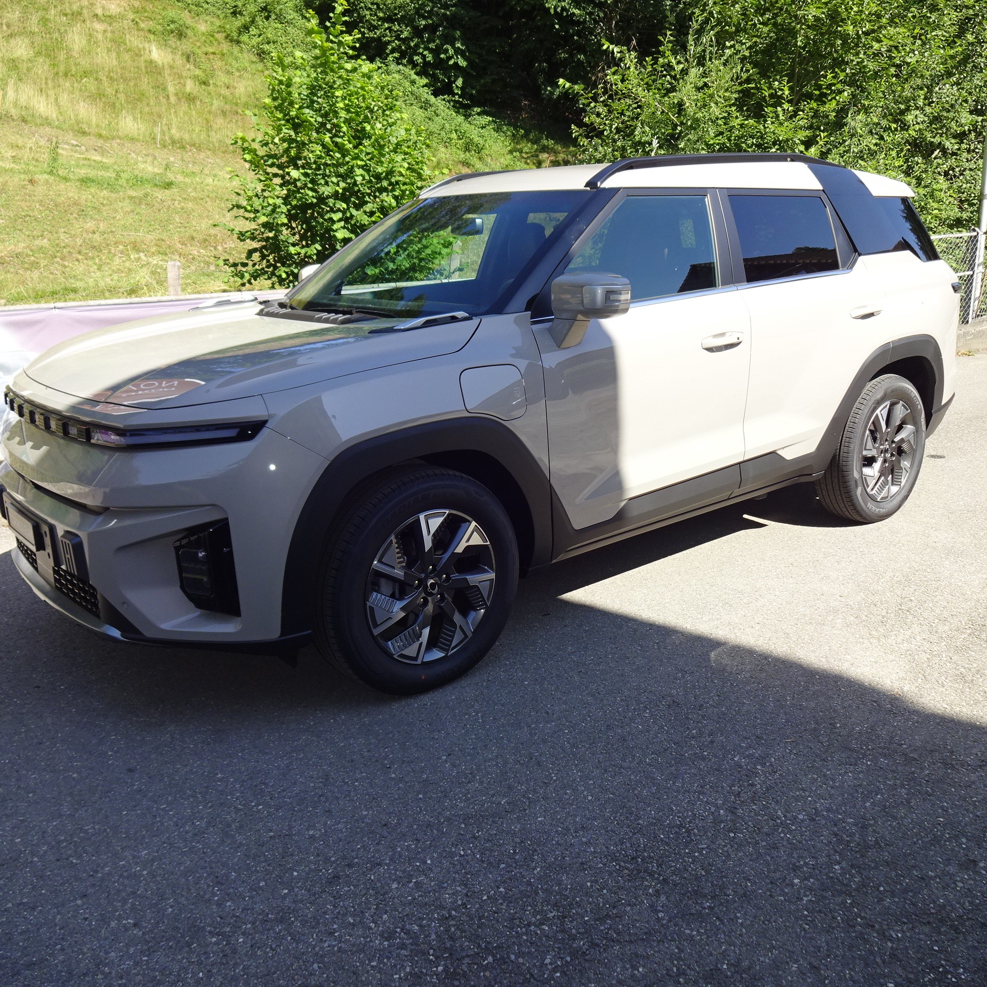 KGM-SsangYong Torres EVX 73 kWh Platinum-image-1