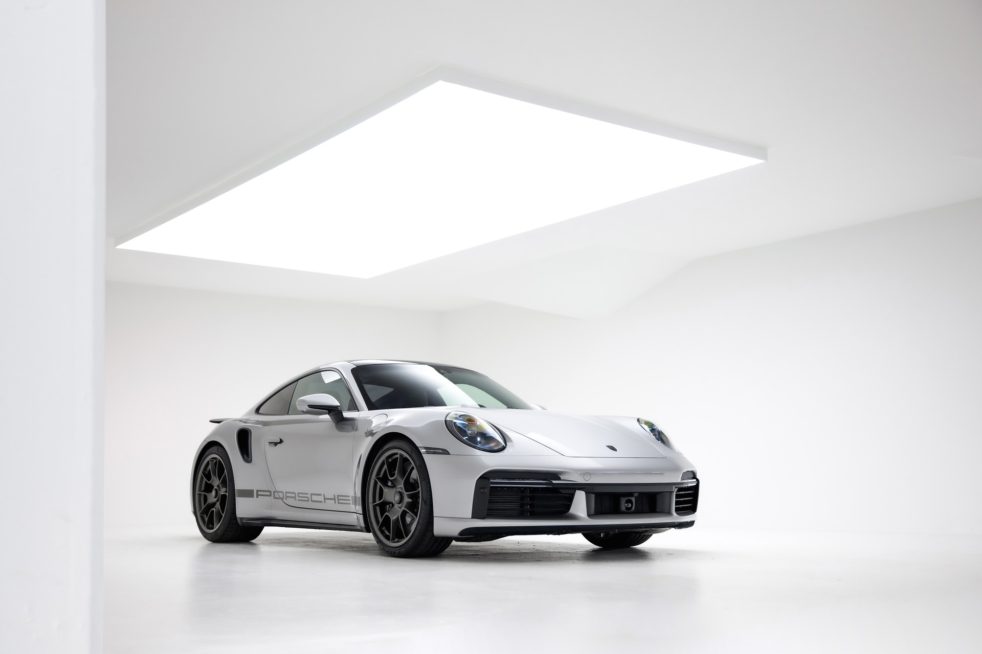 PORSCHE 911 Turbo 50 Jahre-image-6