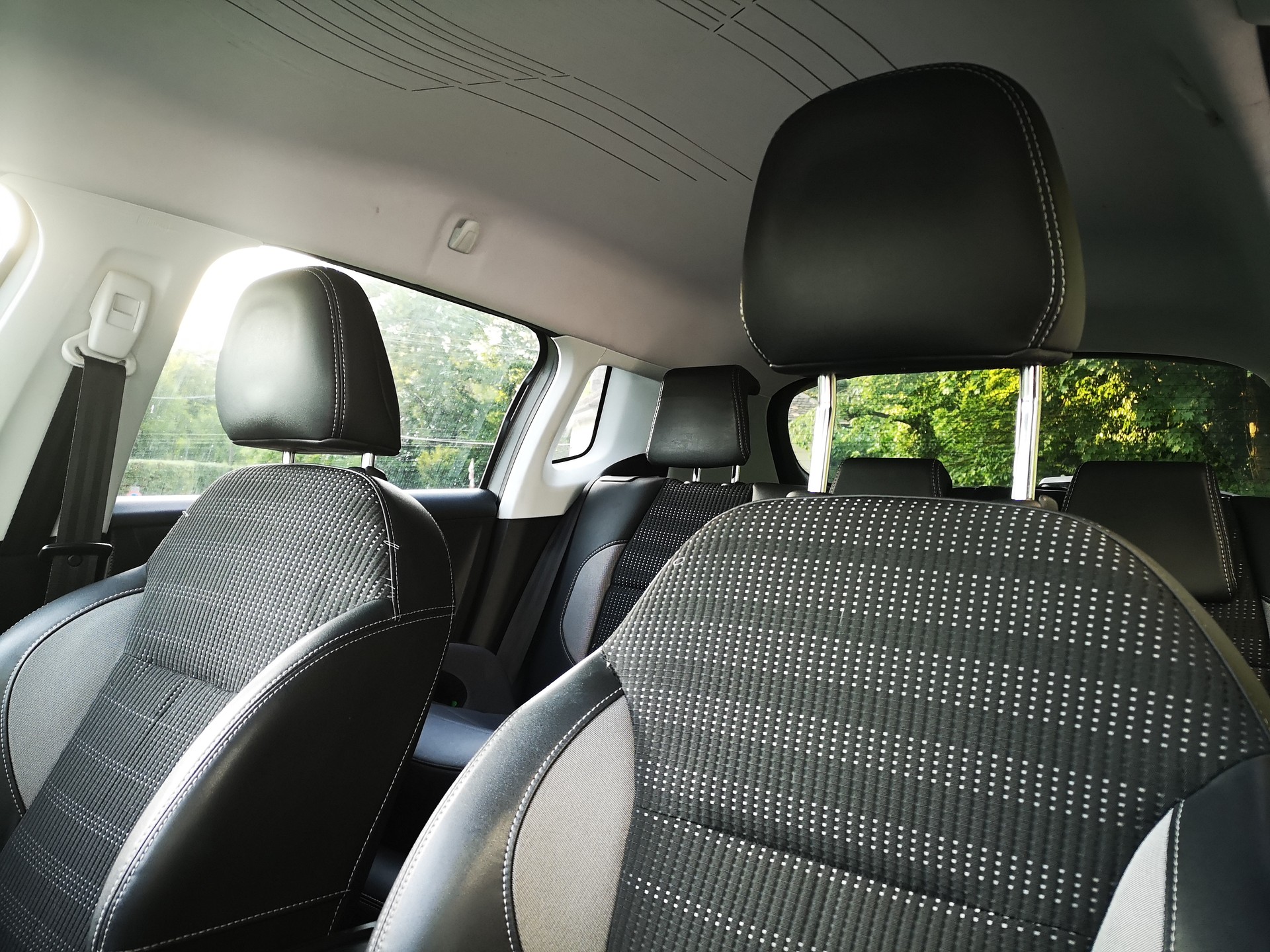 PEUGEOT 2008 1.2 VTI Active ETG5-image-3