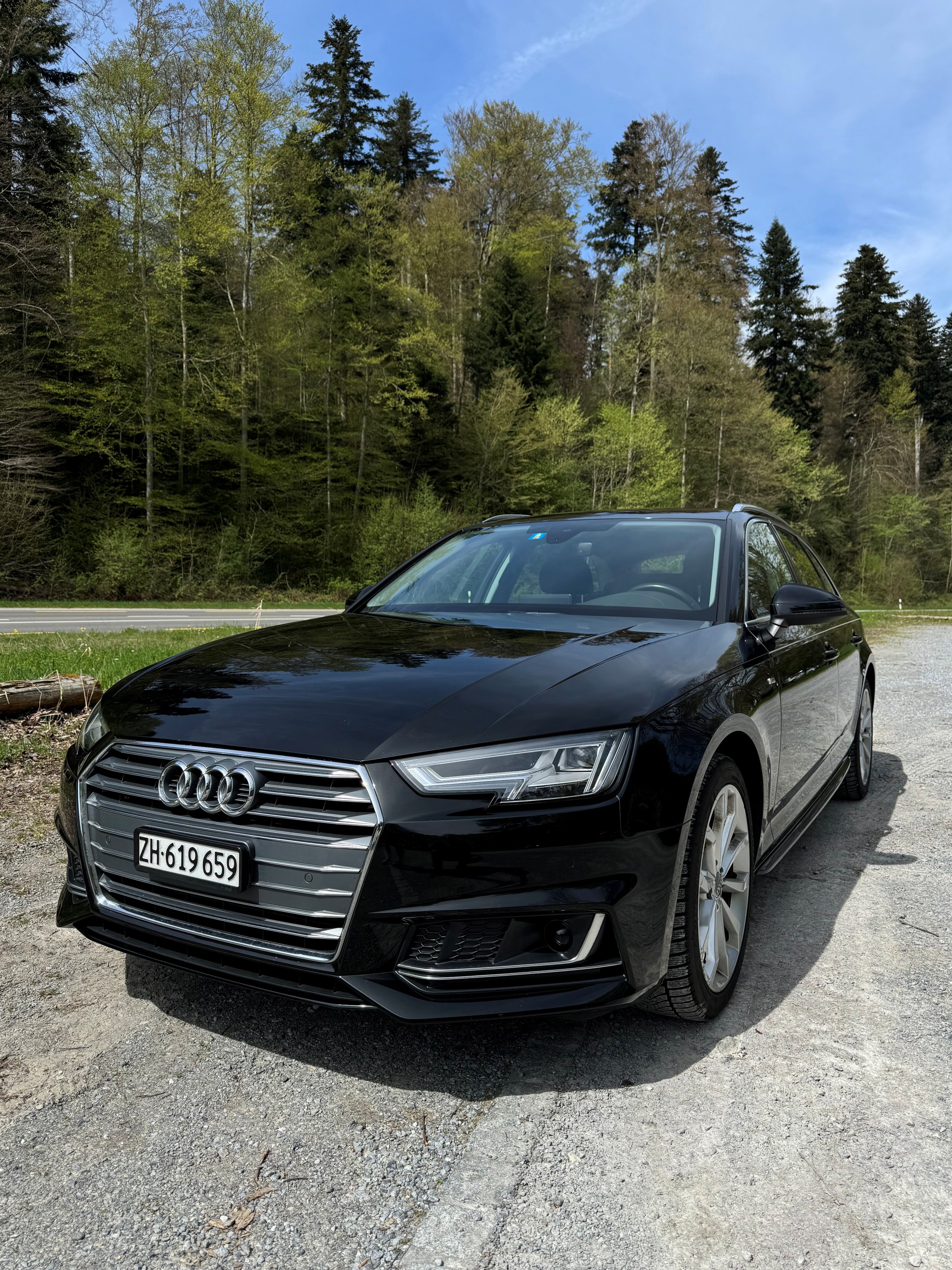AUDI A4 Avant 2.0 TFSI Sport S-tronic-image-0