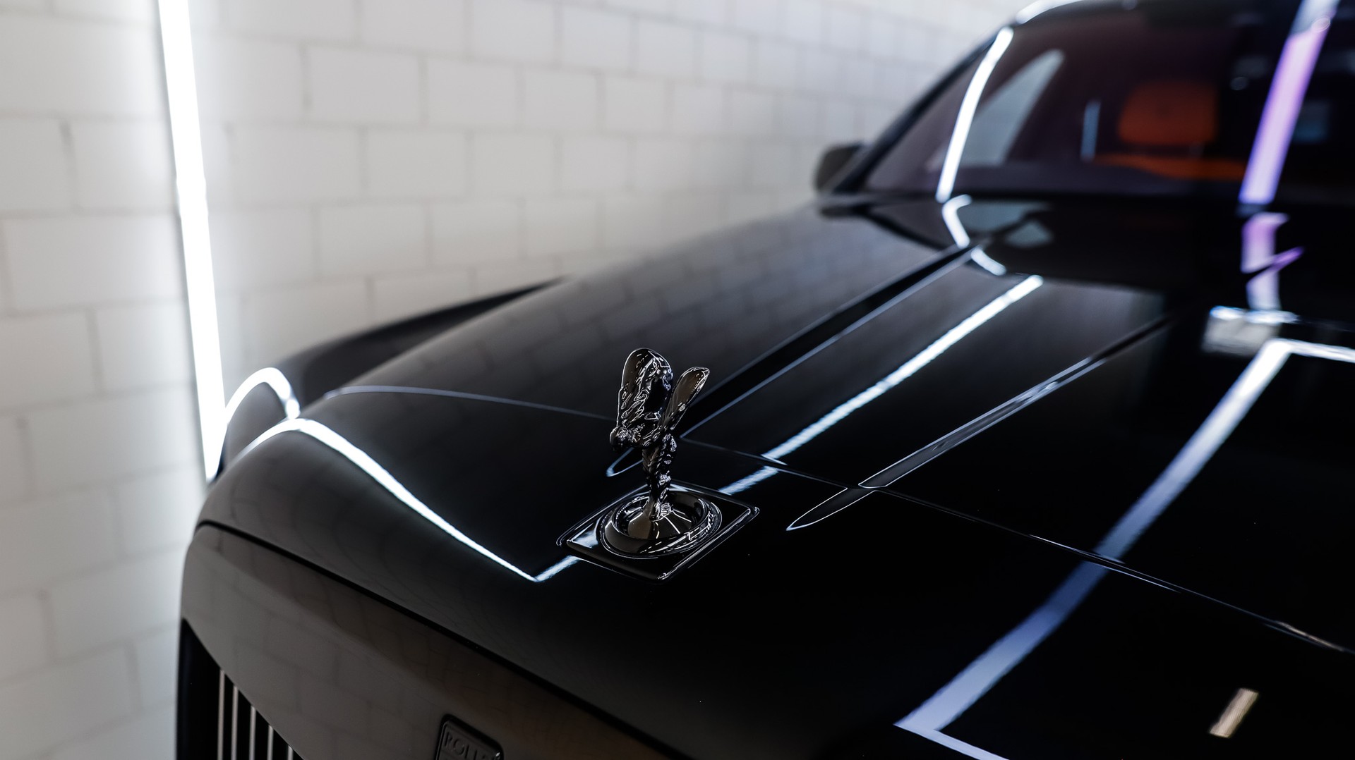 ROLLS-ROYCE Cullinan 6.7 V12 *Mandarin Interior*-showroom-element-3
