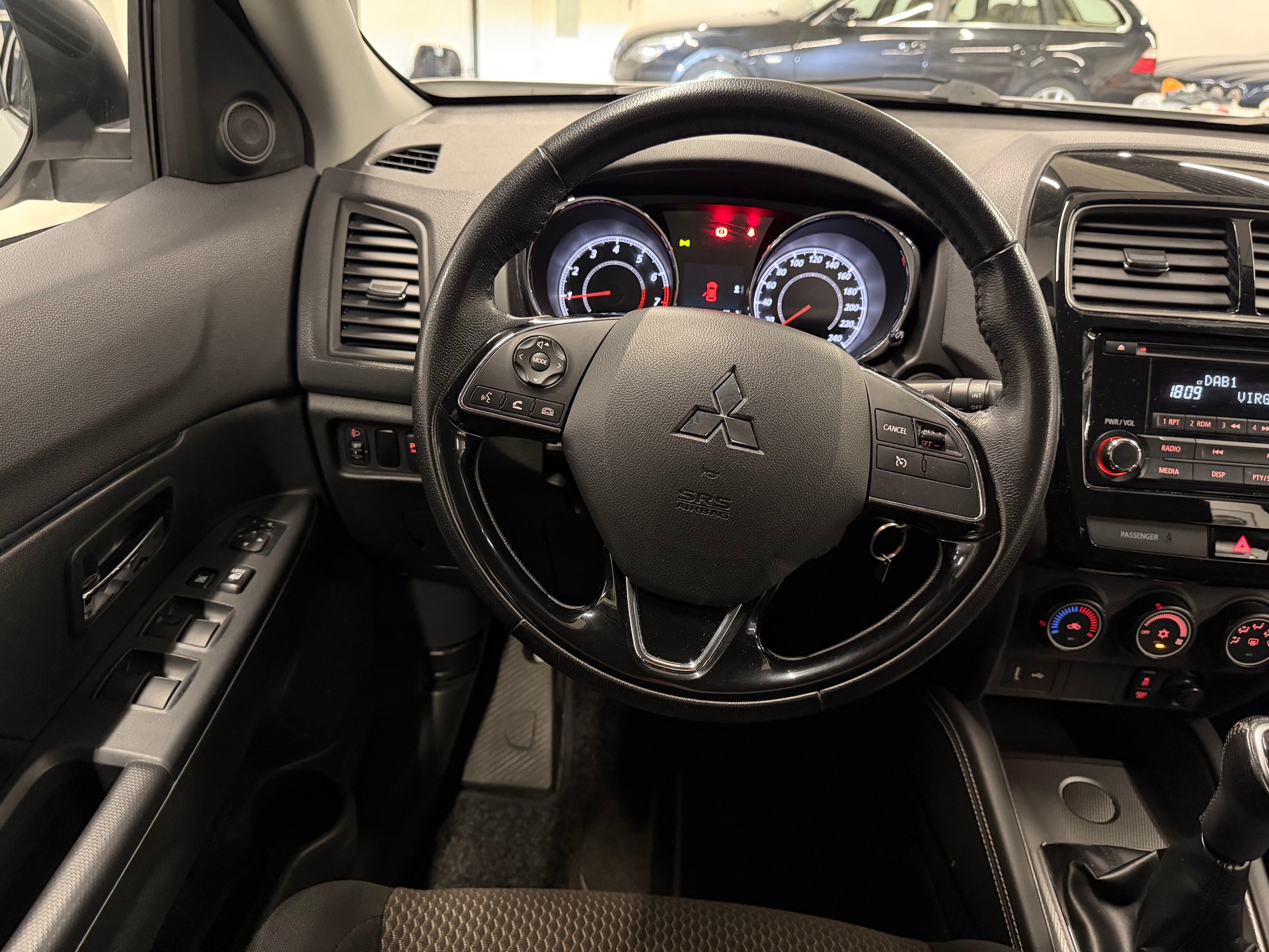 MITSUBISHI ASX 2.0 MIVEC Value 2WD-image-13
