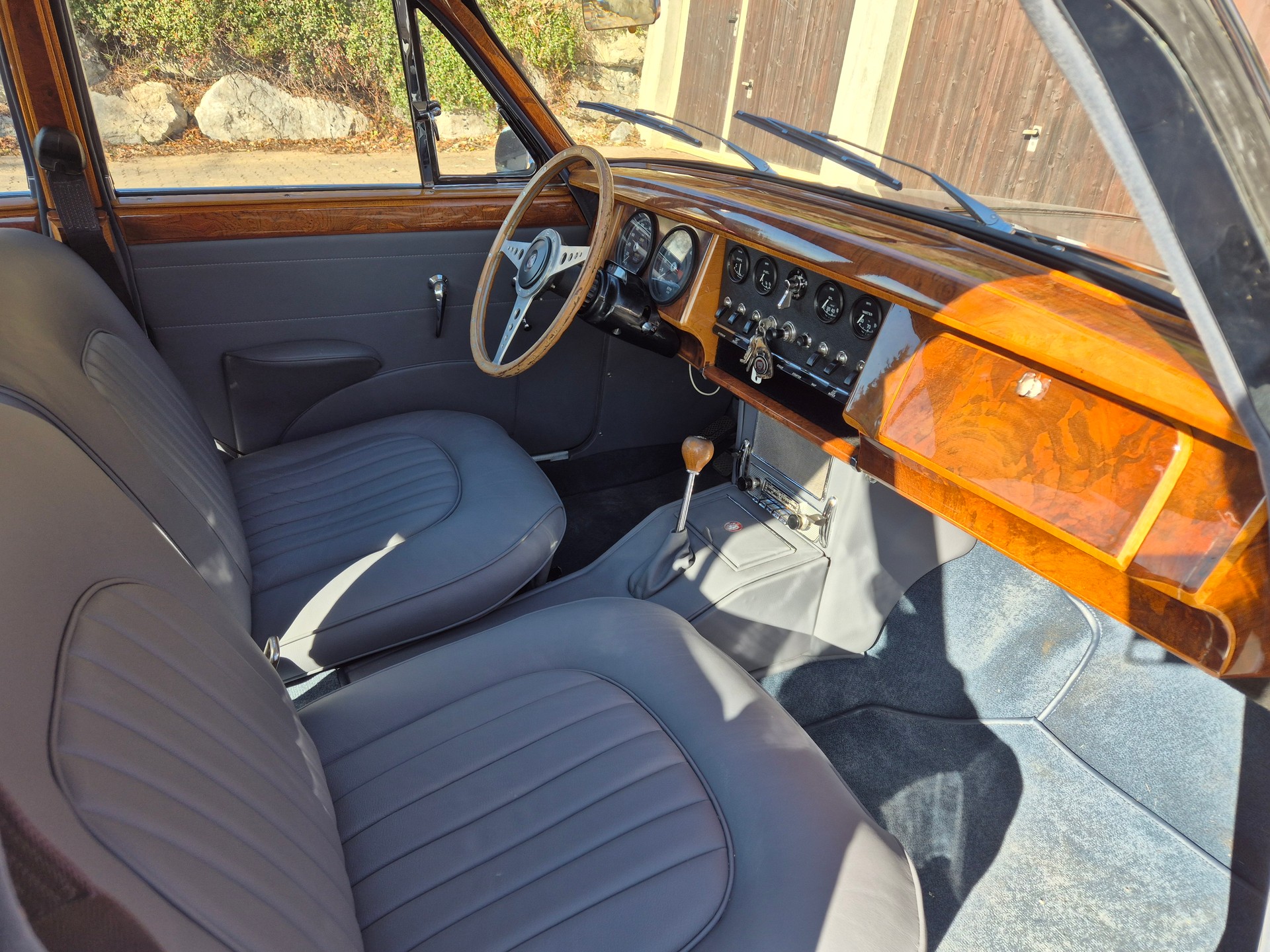 JAGUAR 4.2-image-3