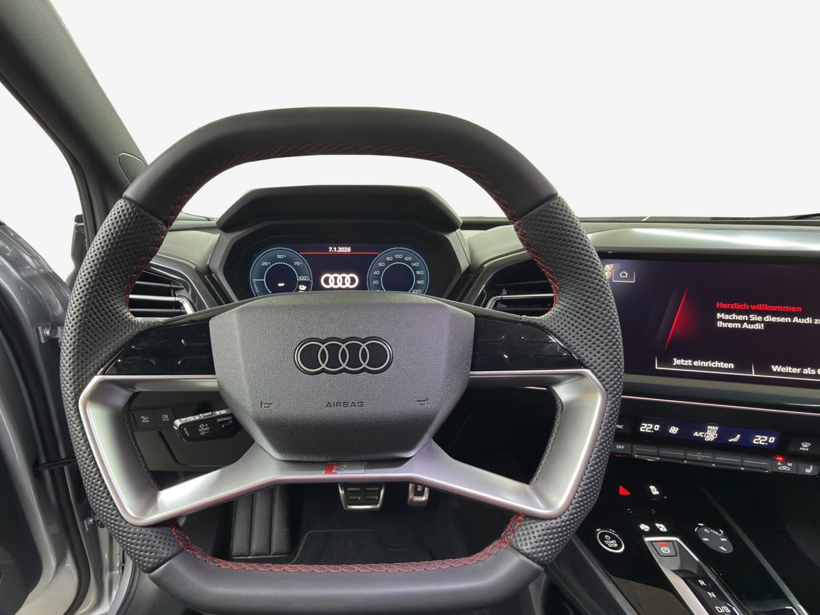 AUDI Q4 e-tron 45 quattro-image-9