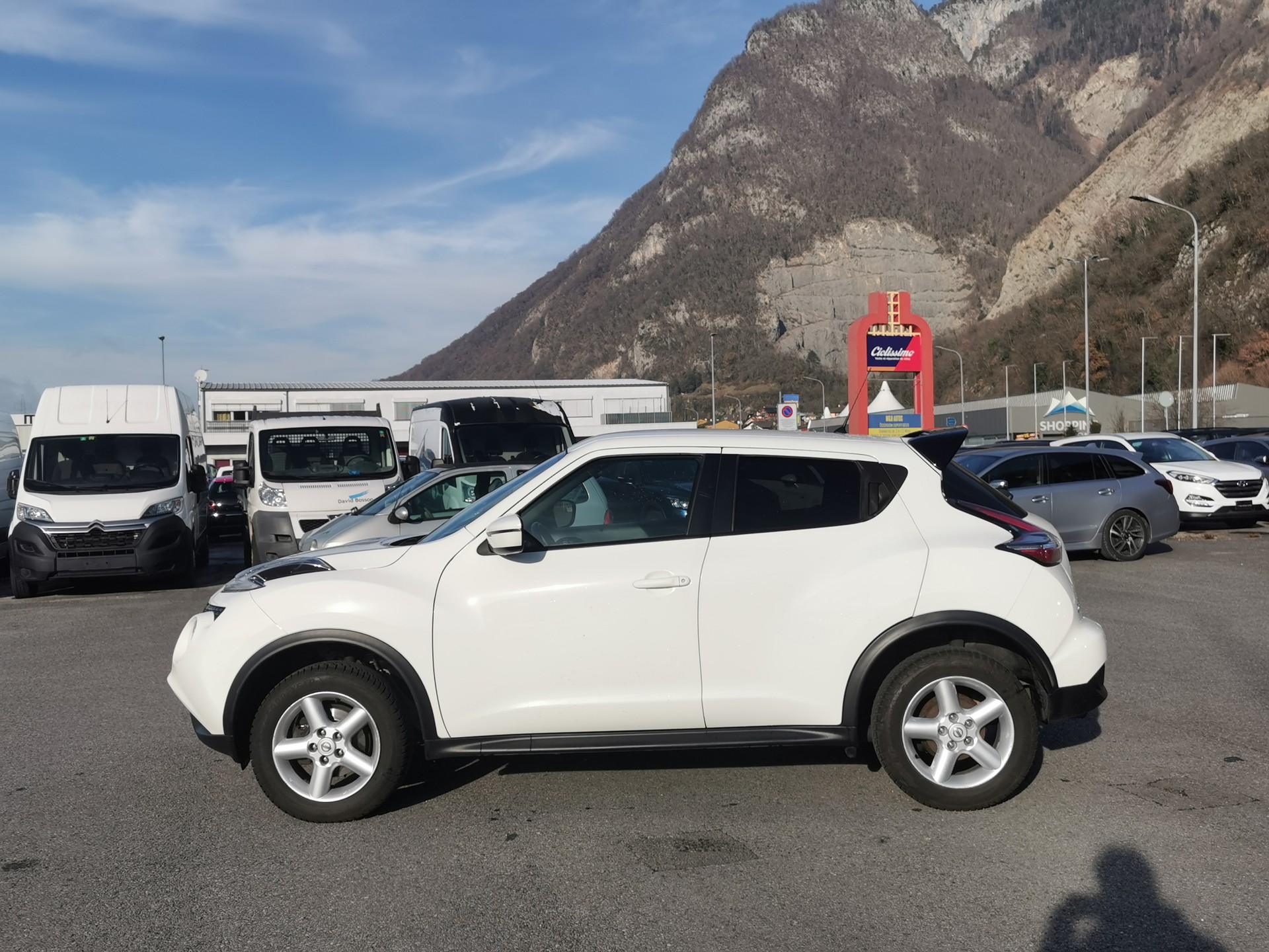 NISSAN Juke 1.6 acenta Xtronic CVT-image-1