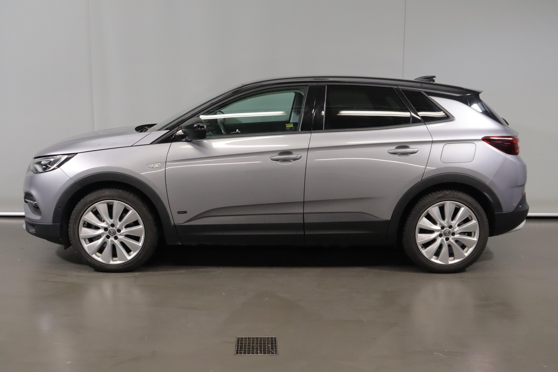 OPEL Grandland X 1.6 T PHEV Excellence-image-5