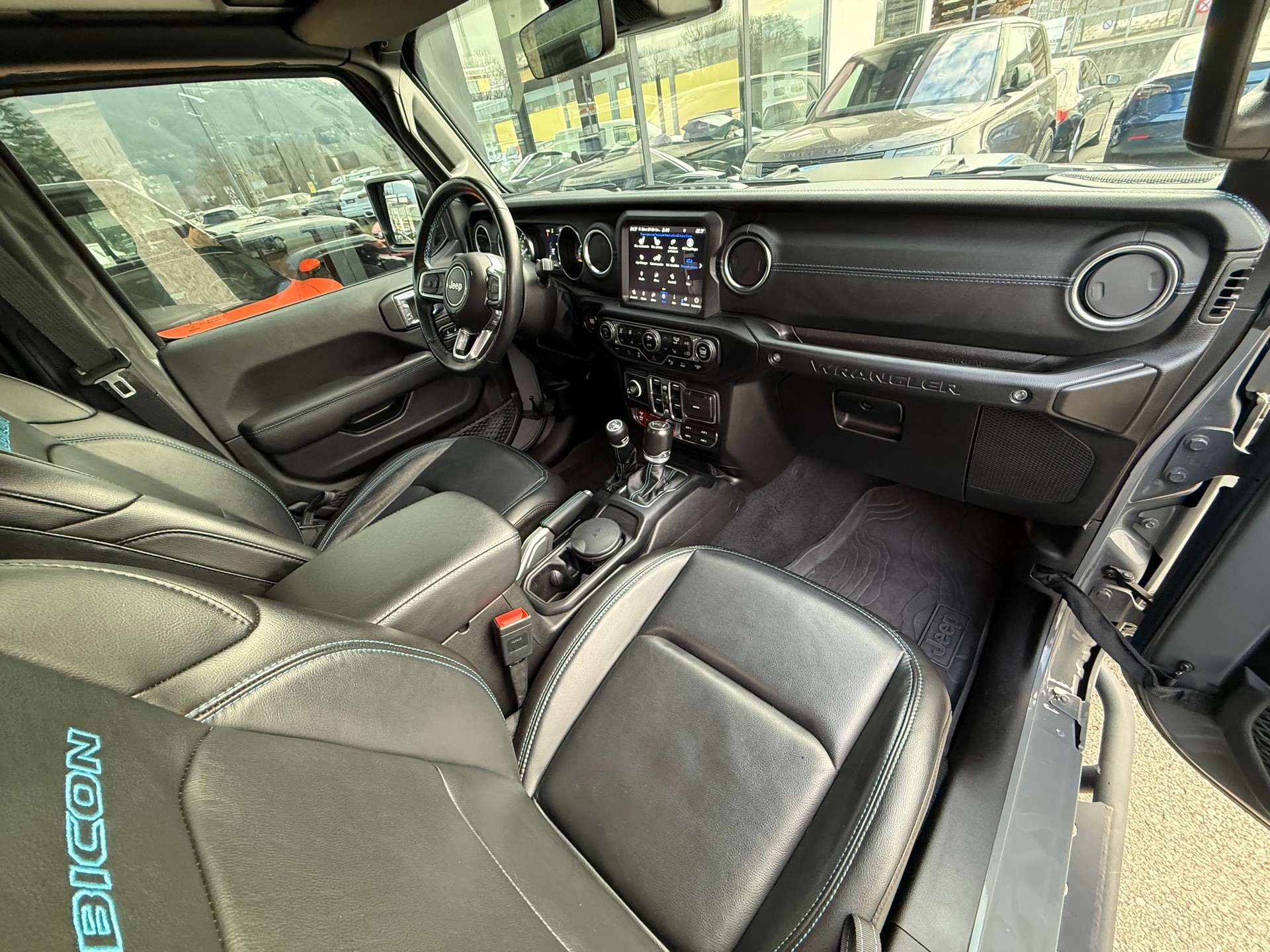 JEEP Wrangler 2.0 PHEV Unlimited Rubicon DT Automatic-image-10