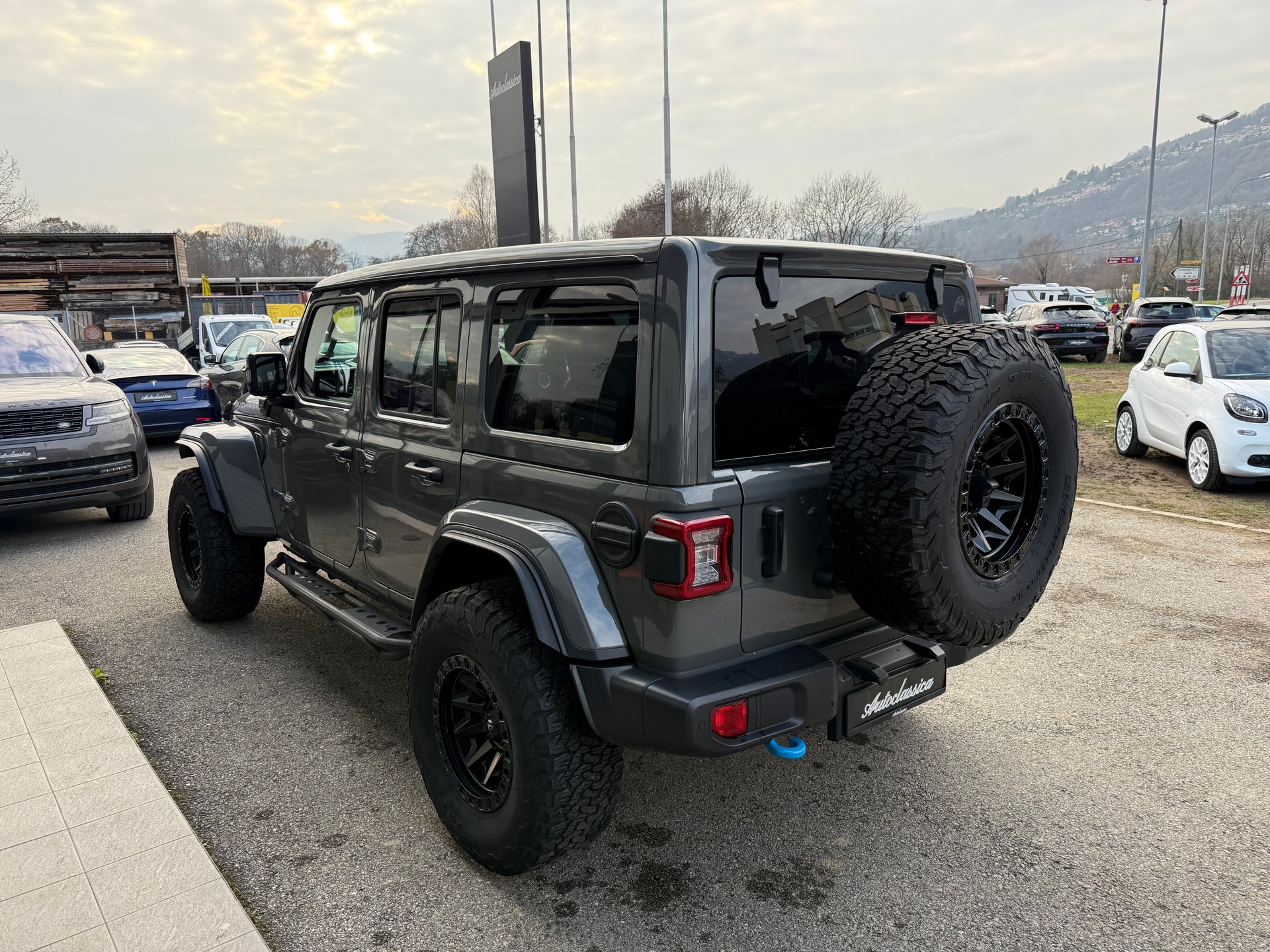 JEEP Wrangler 2.0 PHEV Unlimited Rubicon DT Automatic-image-5