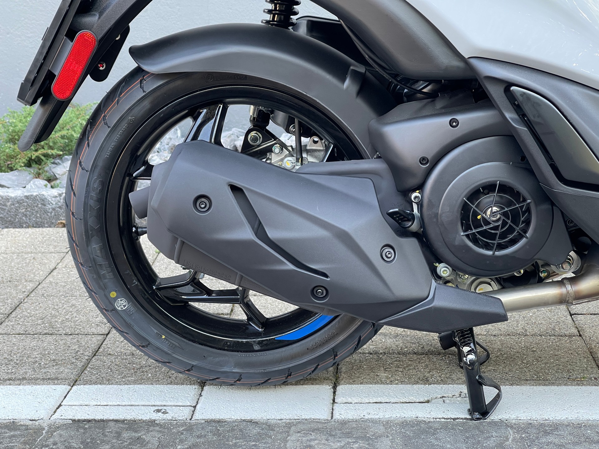 PIAGGIO Liberty 125 Sport E5+-image-8