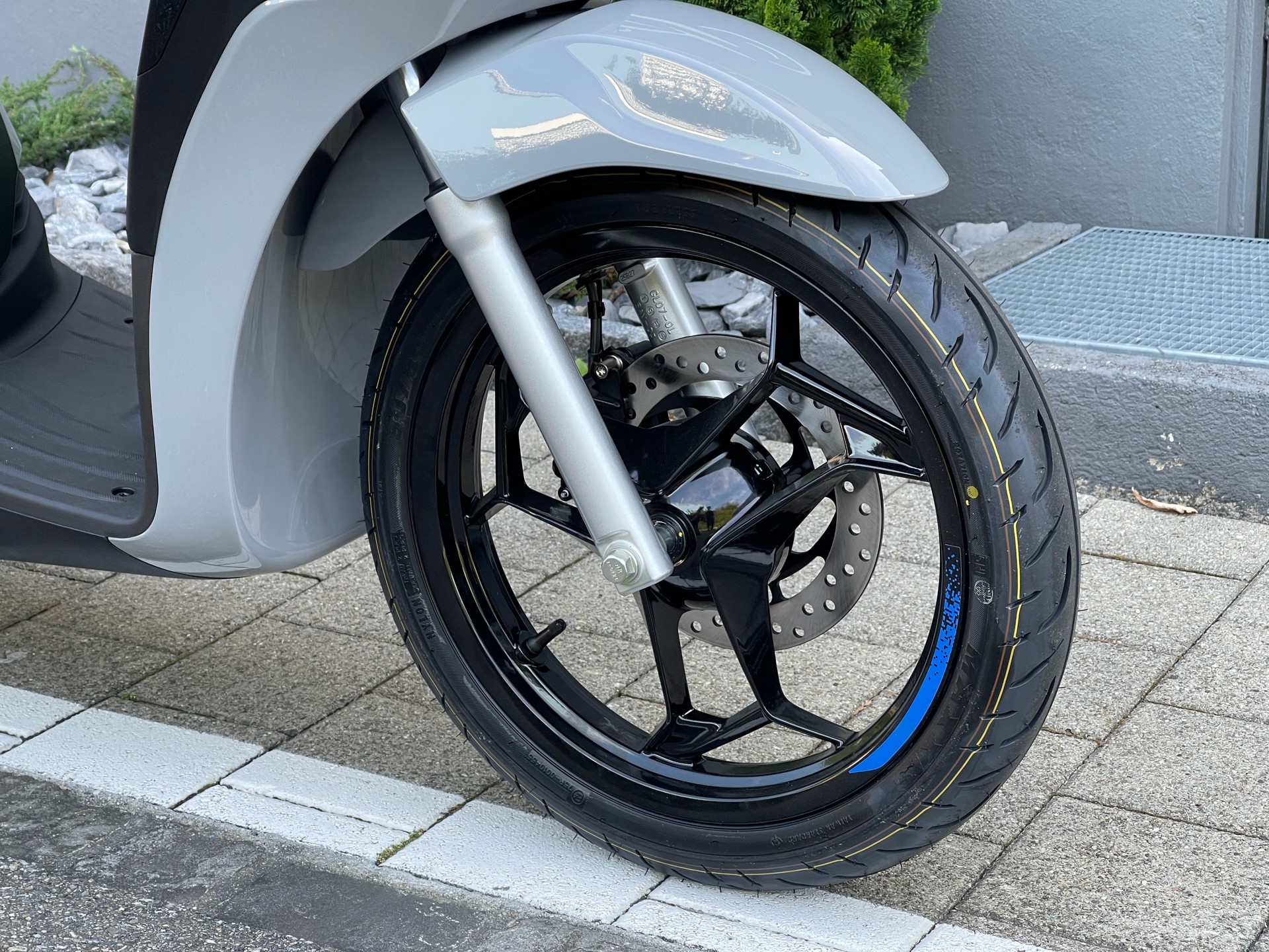 PIAGGIO Liberty 125 Sport E5+-showroom-element-3