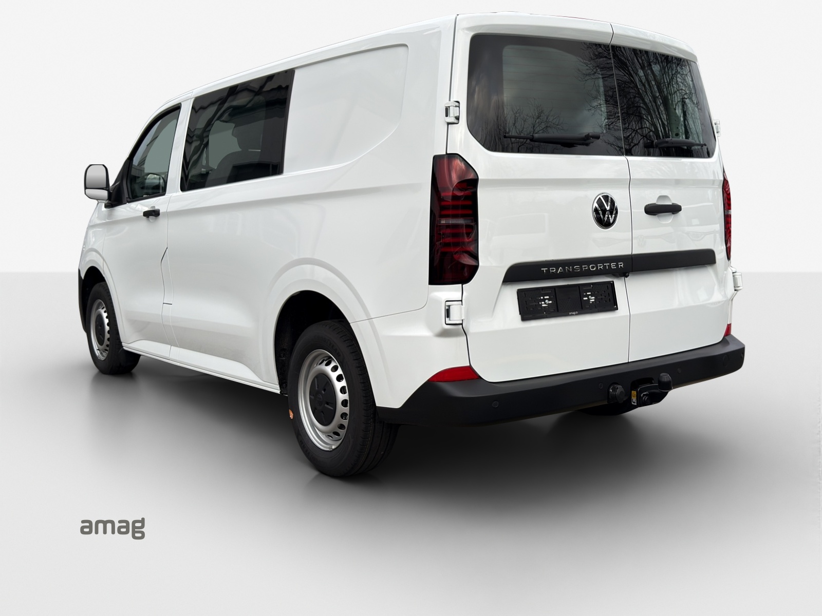 VW Transporter Plus 2.0 TDI Automat-image-2