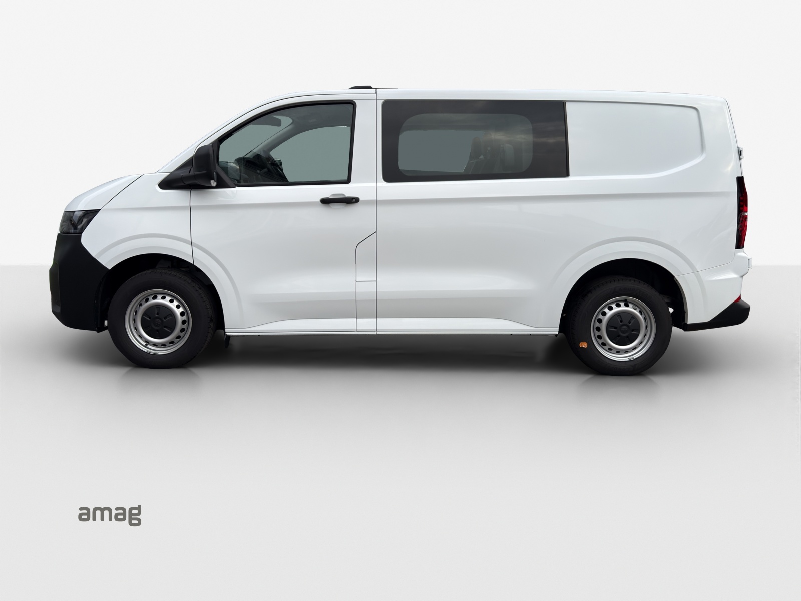 VW Transporter Plus 2.0 TDI Automat-image-1