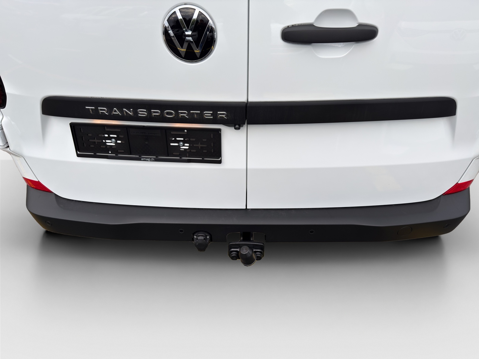 VW Transporter Plus 2.0 TDI Automat-image-13