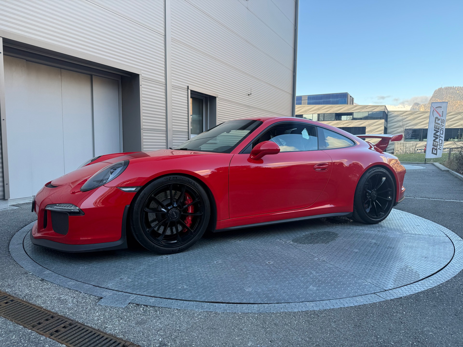 PORSCHE 911 GT3 PDK-image-1
