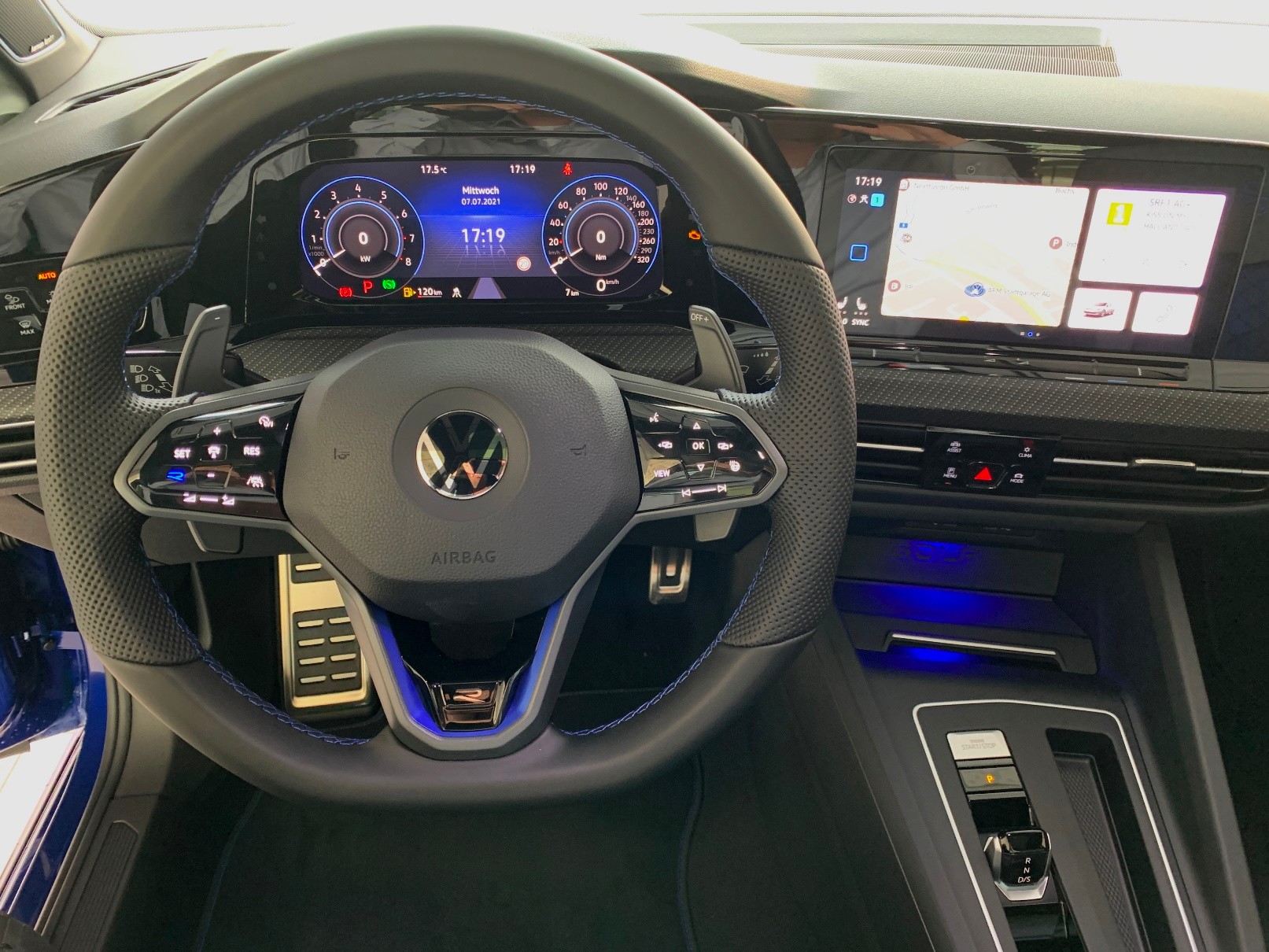 VW Golf 2.0 TSI R DSG 4Motion-image-10