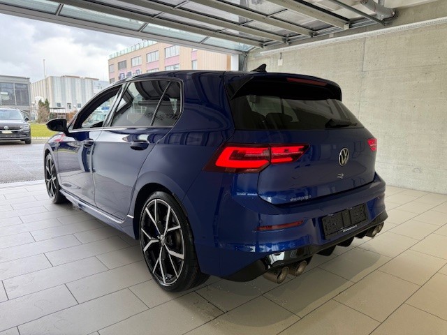 VW Golf 2.0 TSI R DSG 4Motion-showroom-element-3
