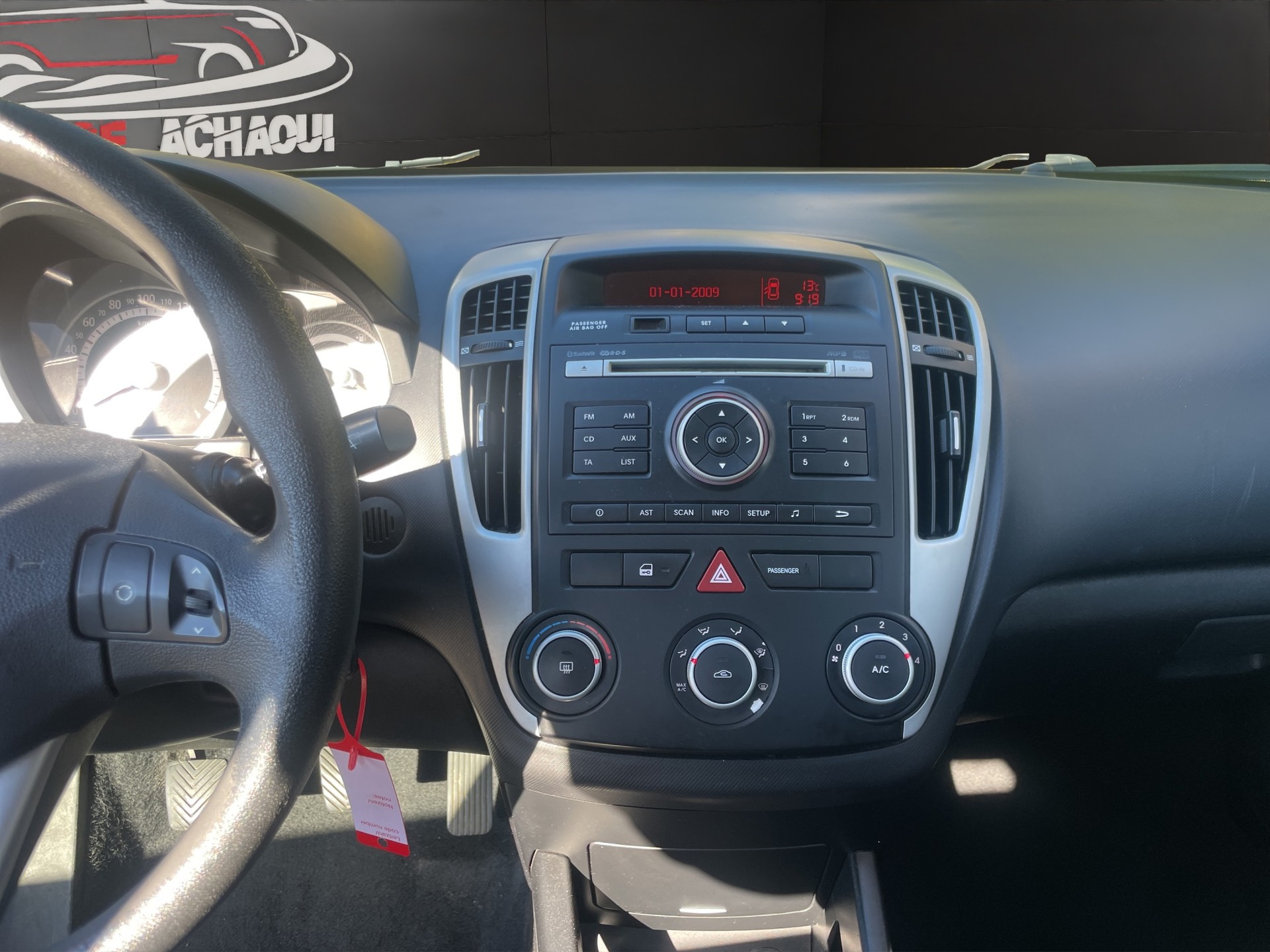 KIA Cee'd 1.4 16V Basic-image-11