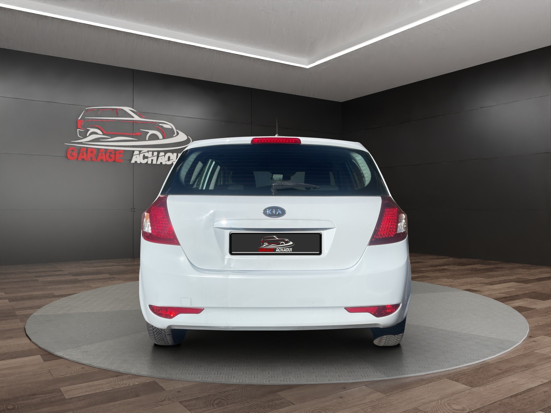 KIA Cee'd 1.4 16V Basic-image-4