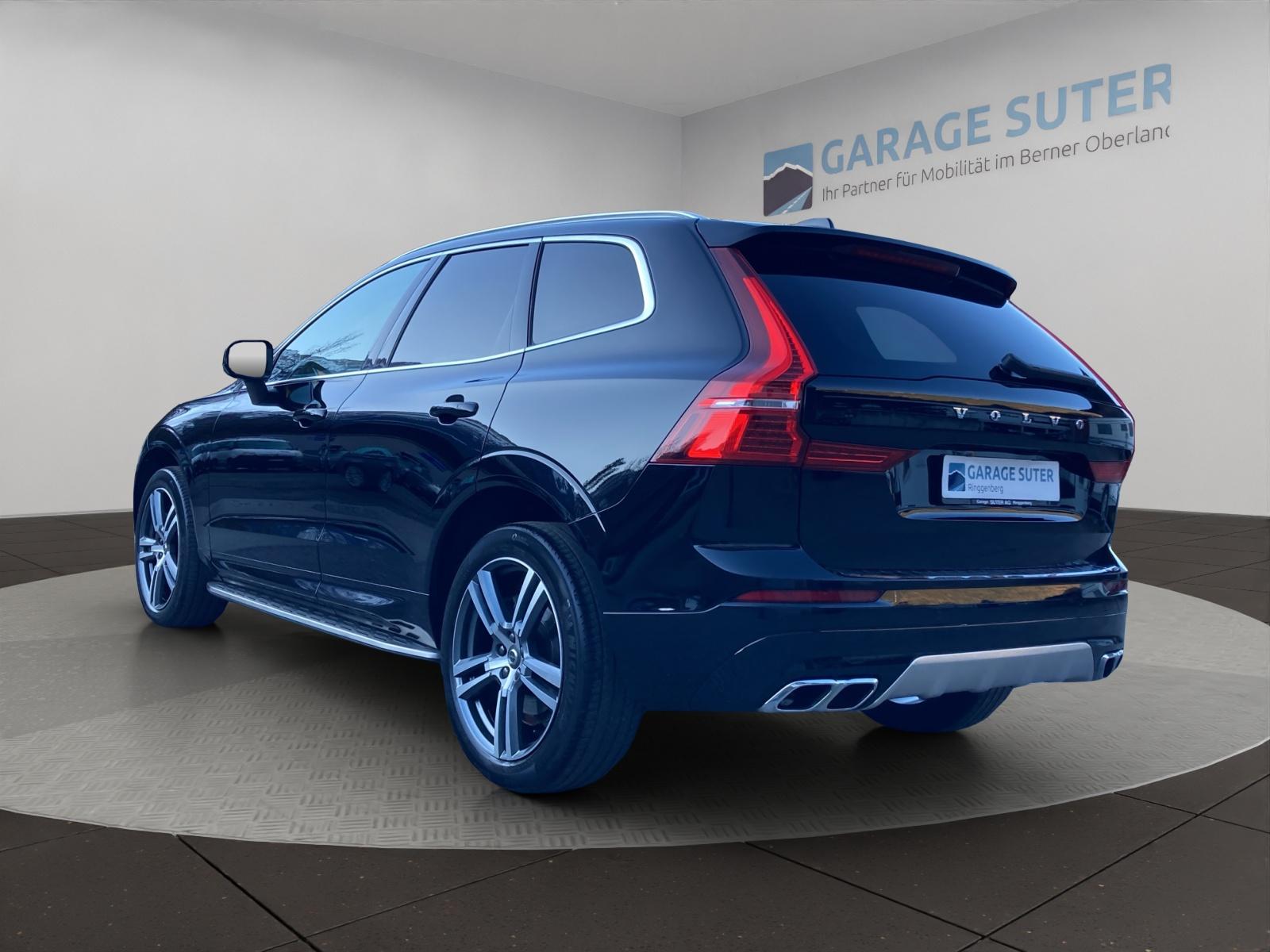 VOLVO XC60 2.0 B4 MH Momentum AWD-image-2