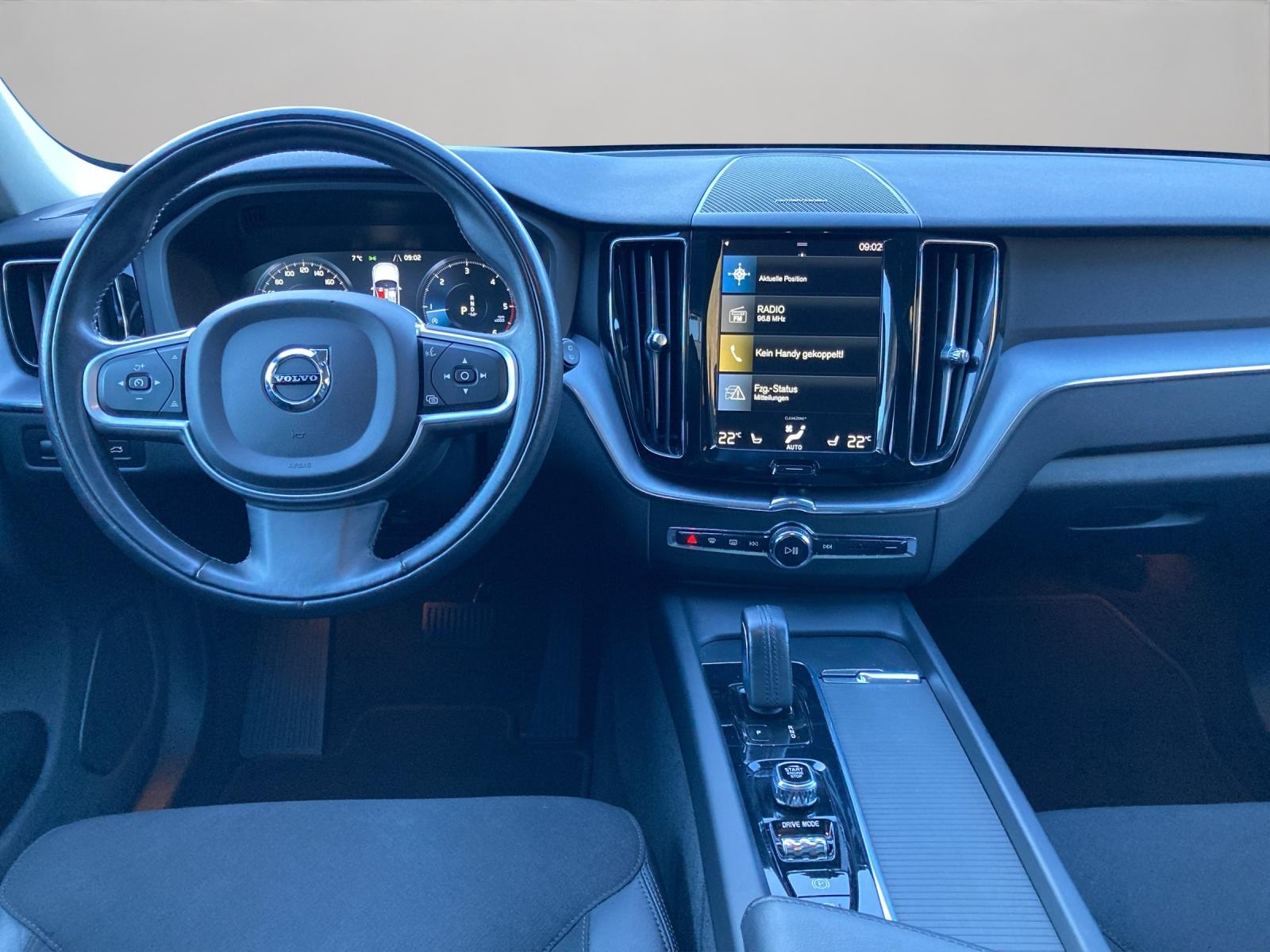 VOLVO XC60 2.0 B4 MH Momentum AWD-image-13
