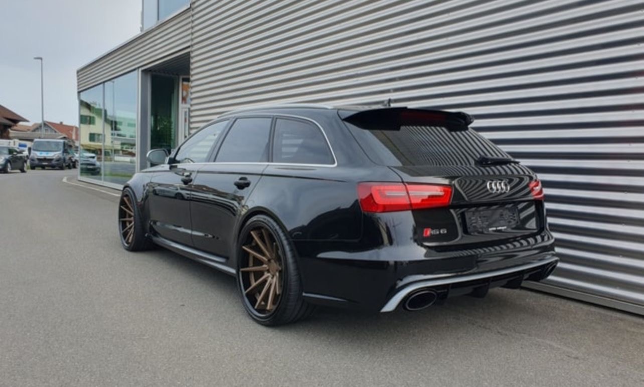 AUDI RS6 Avant 4.0 TFSI V8 quattro Tiptronic-image-2