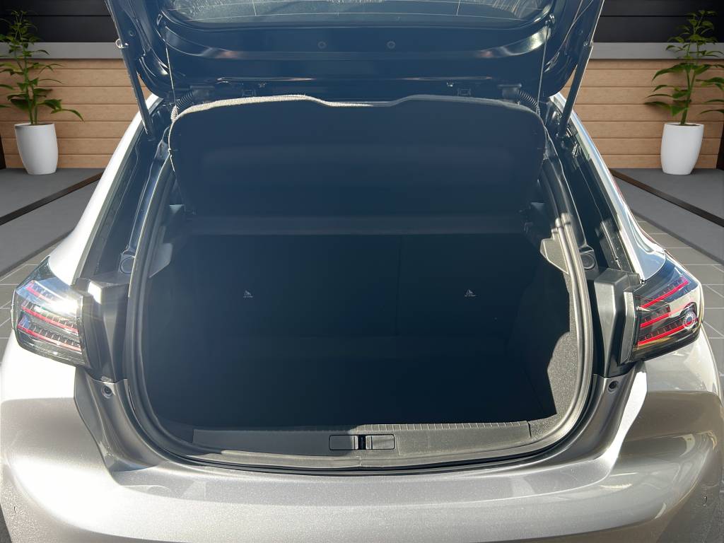PEUGEOT 208 1.2 MHEV 145 GT-image-11