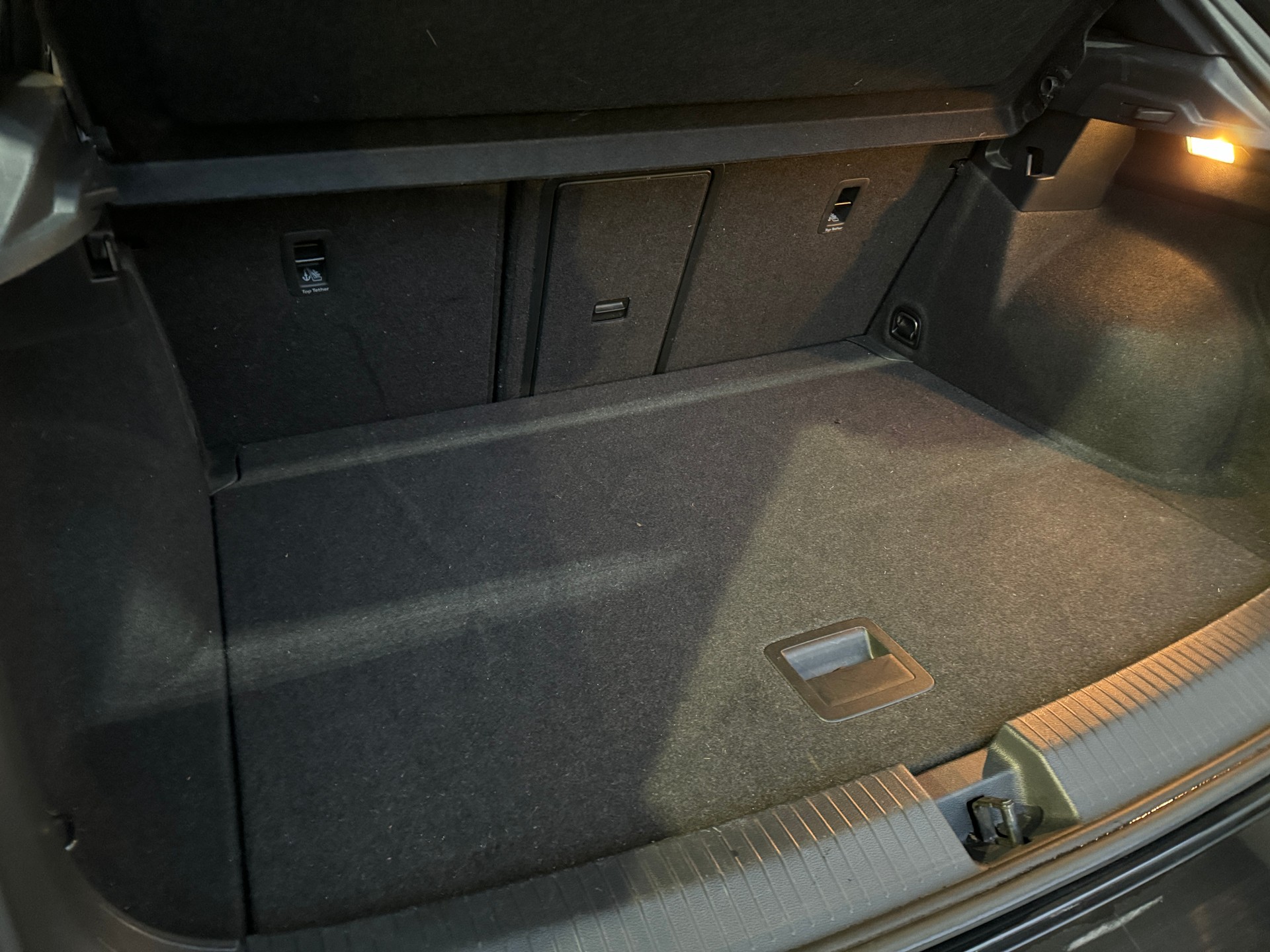 VW T-Roc 2.0 TSI Sport DSG 4Motion-image-10