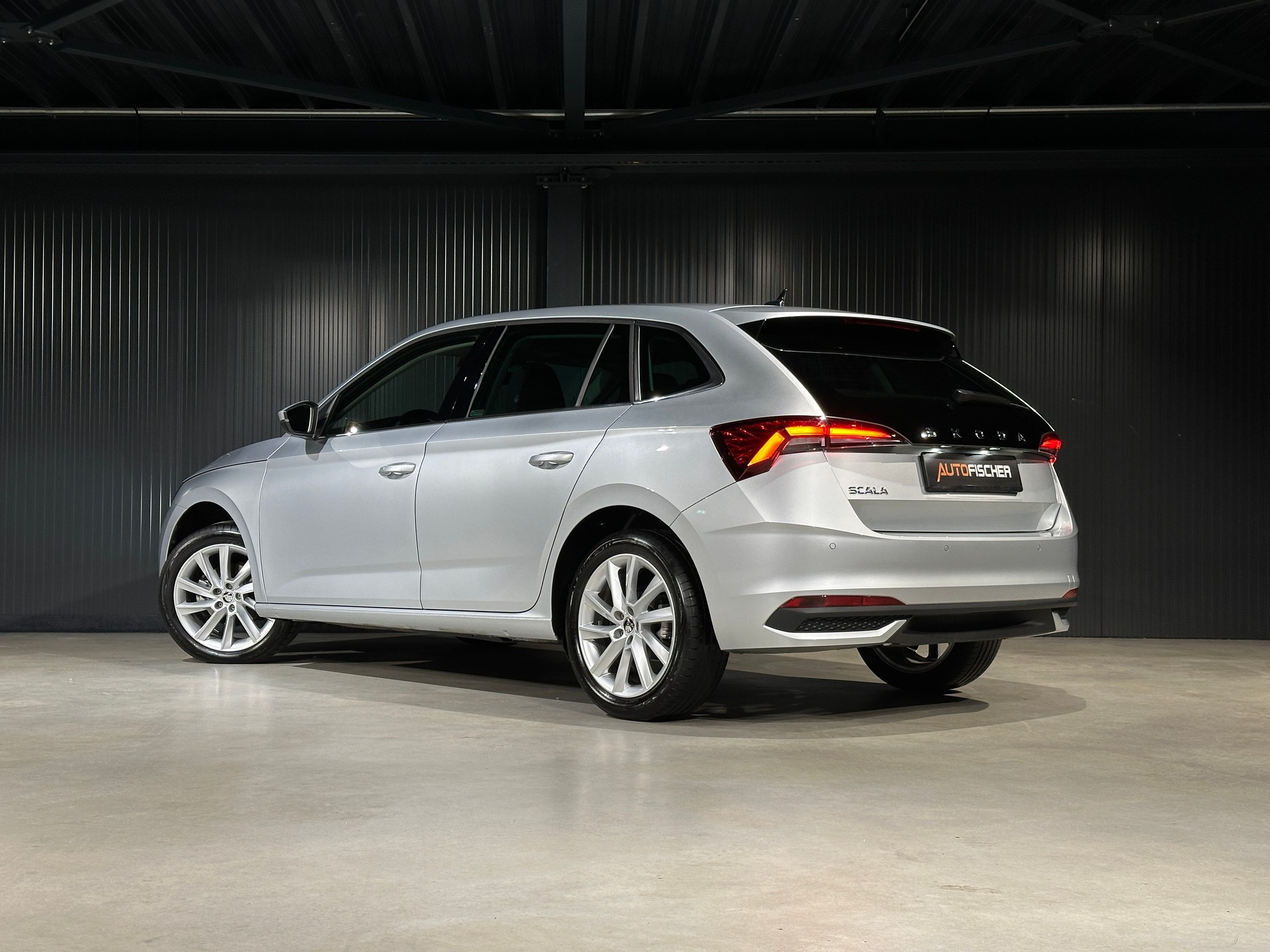 SKODA Scala 1.5 TSI Selection DSG-showroom-element-1