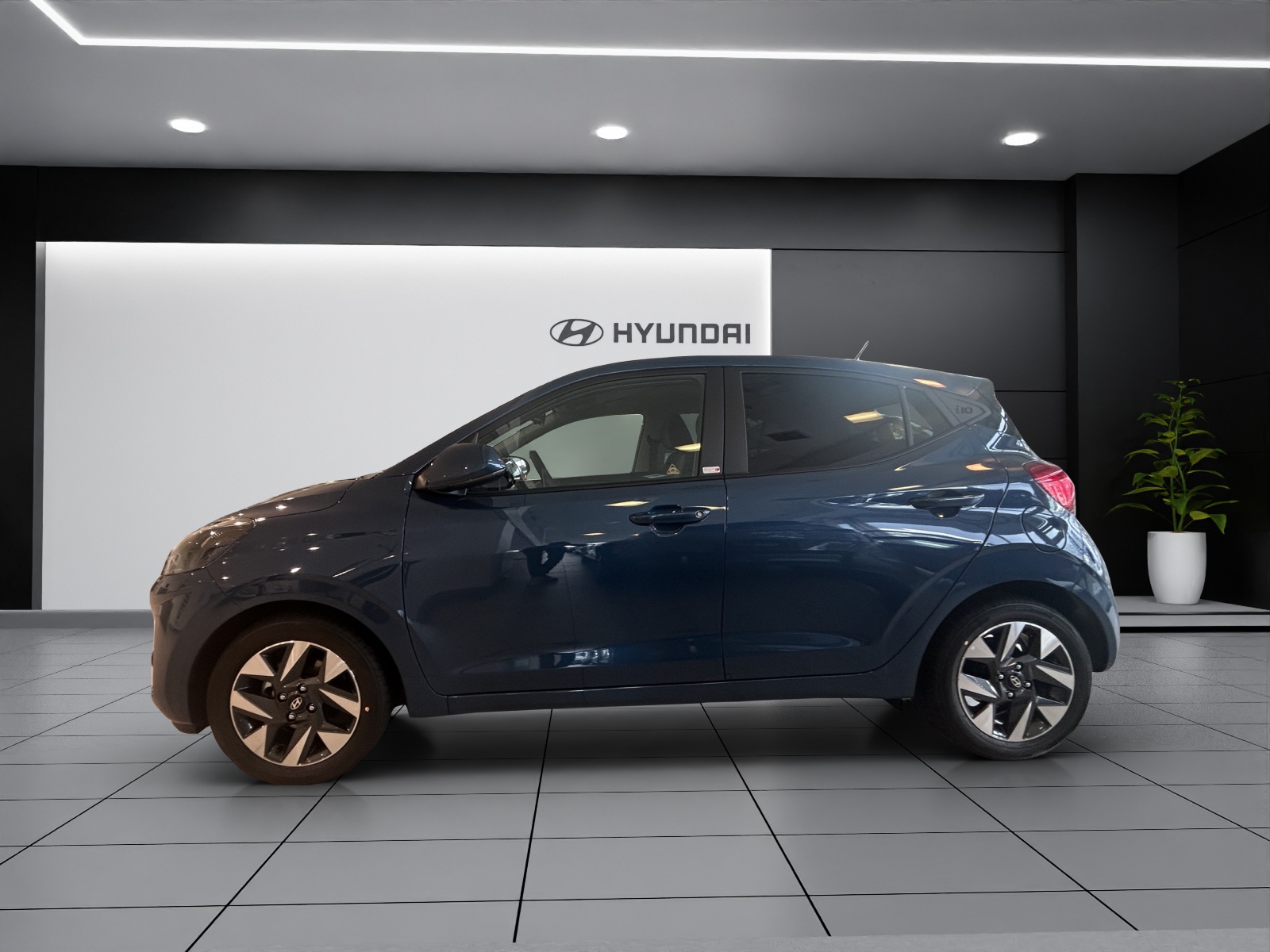 Image HYUNDAI I10 i10 1.2 Amplia Aut.