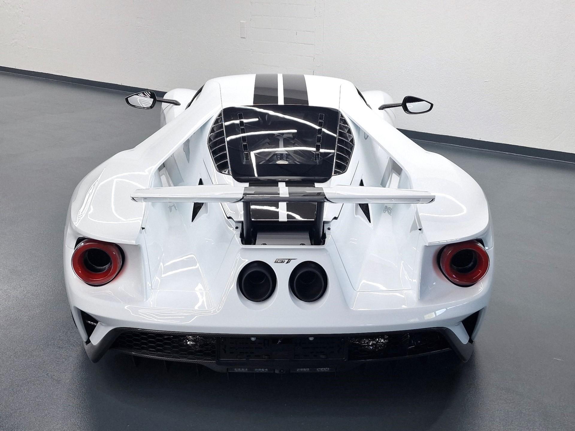 FORD GT CARBON SERIES-image-8