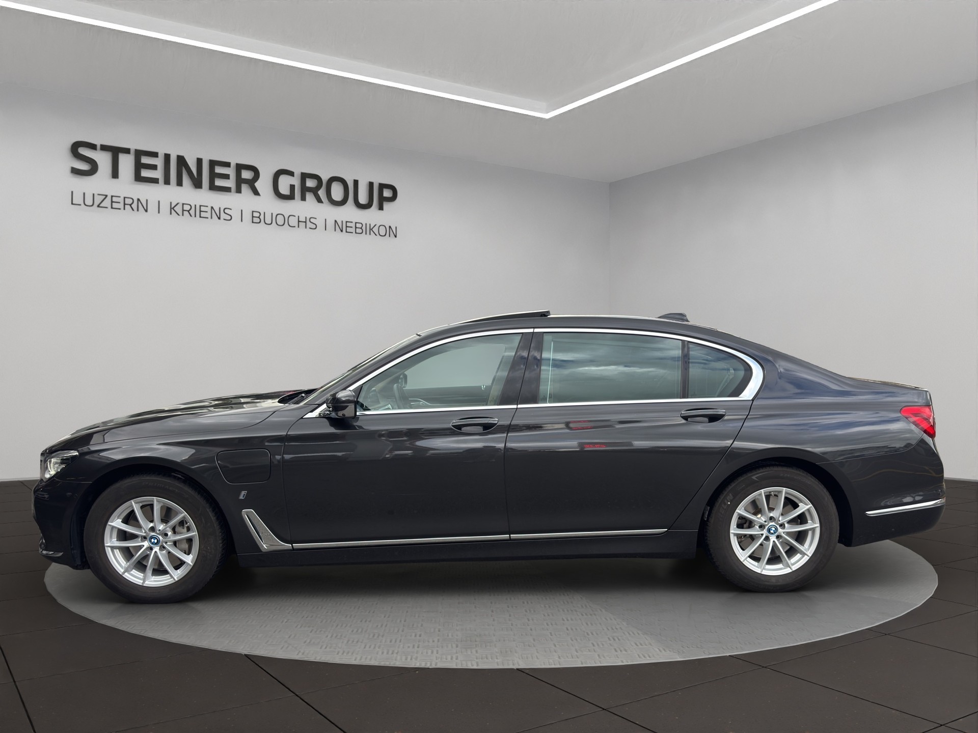 BMW 740Le xDrive iPerformance Steptronic-image-7