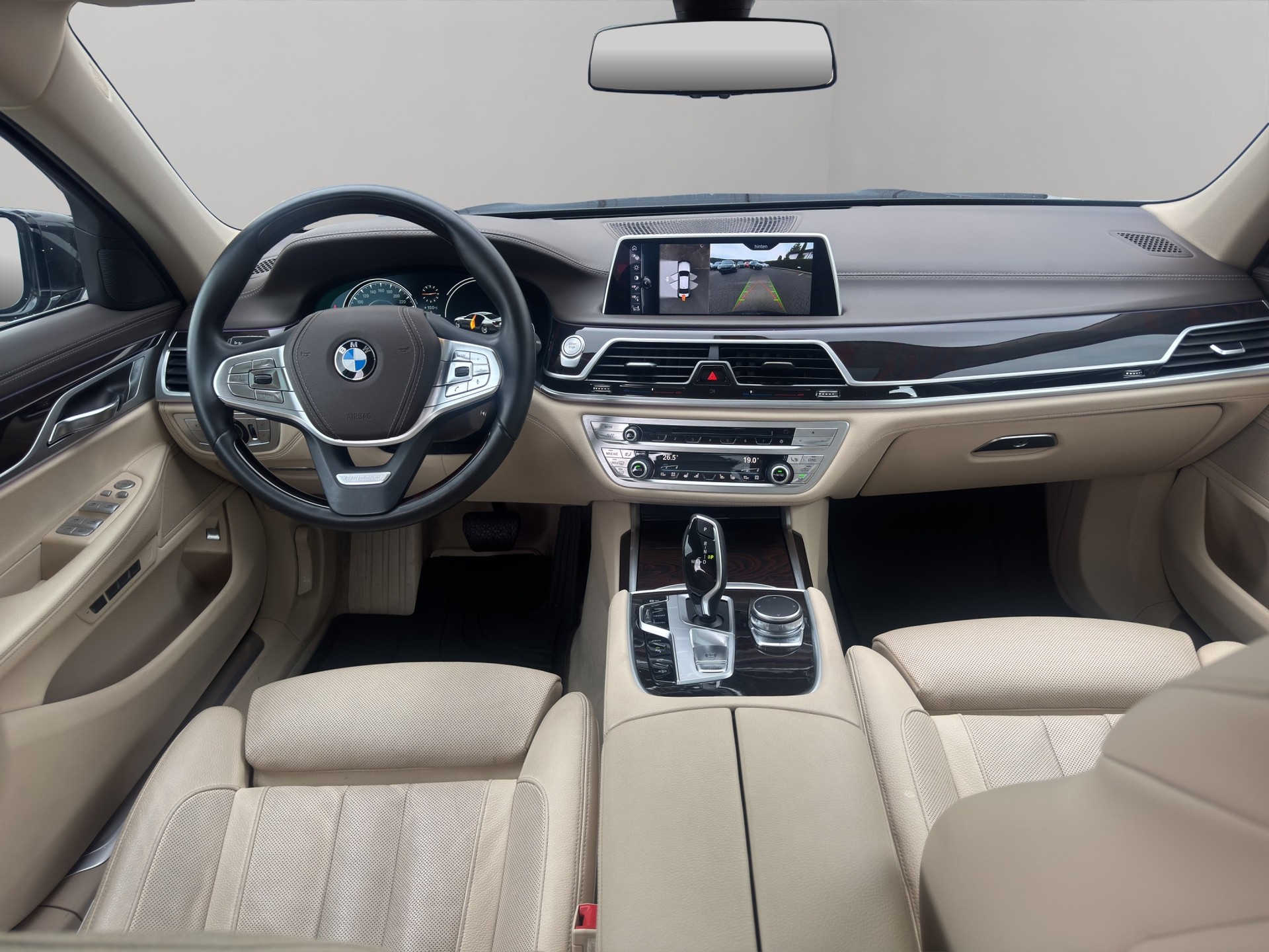 BMW 740Le xDrive iPerformance Steptronic-image-10