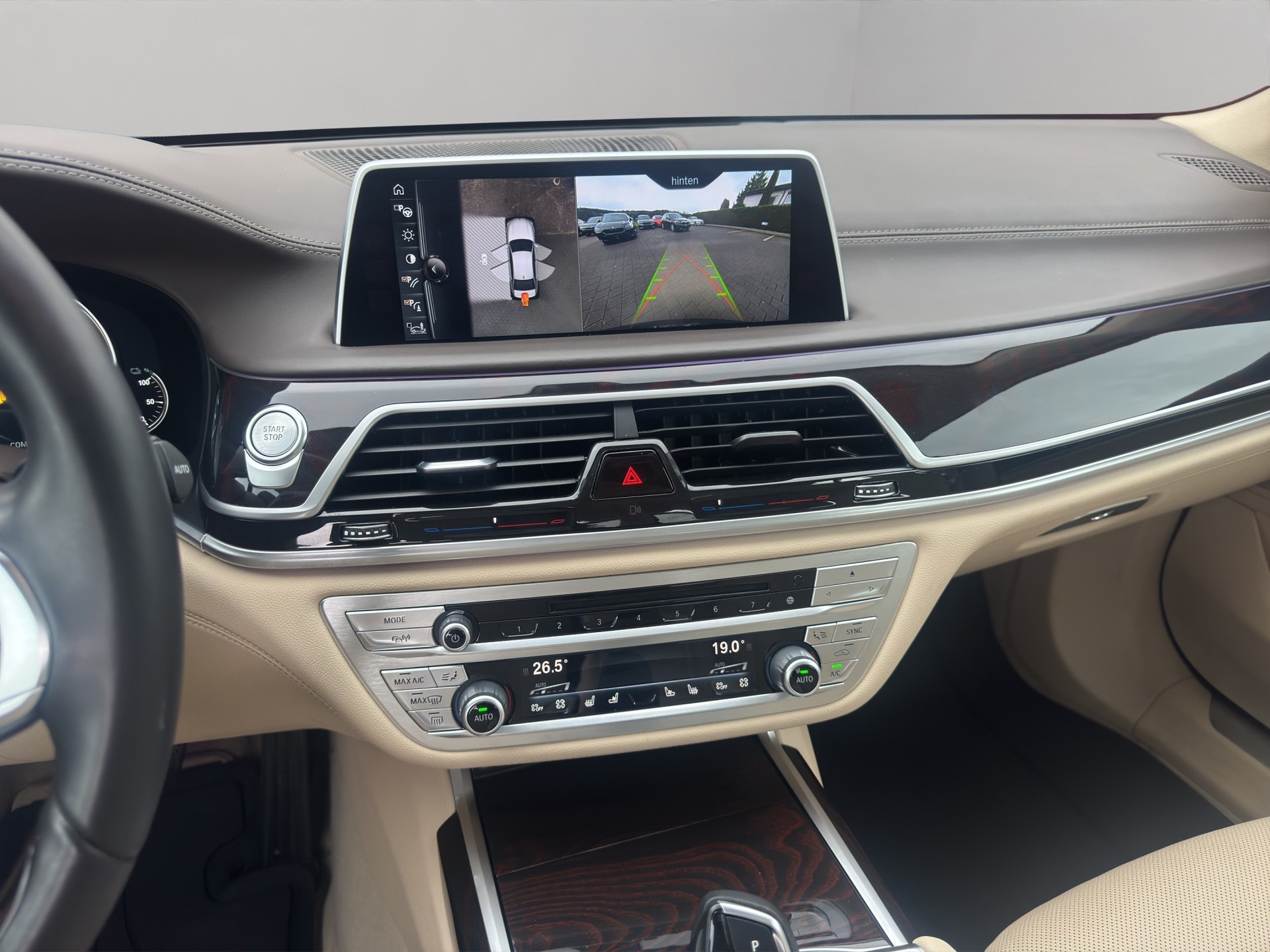 BMW 740Le xDrive iPerformance Steptronic-image-15