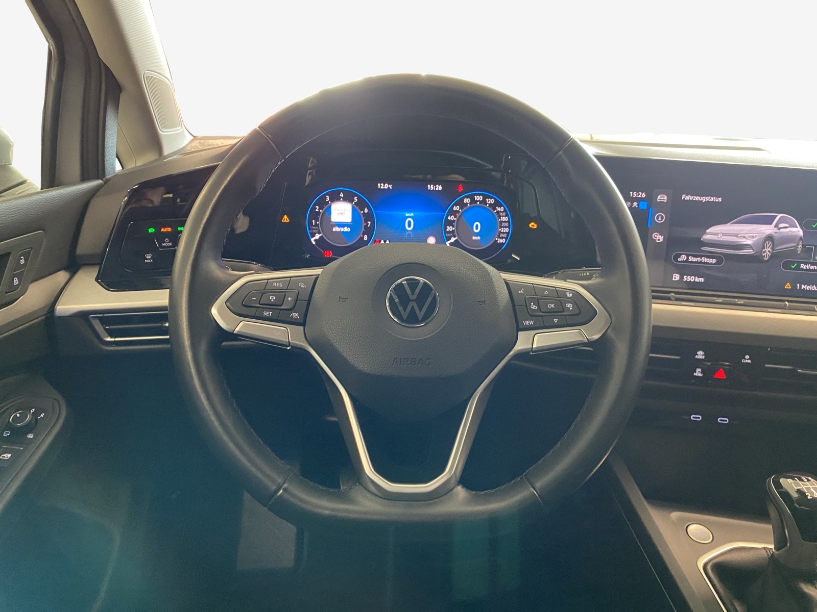 VW Golf 1.0 TSI Life-image-9