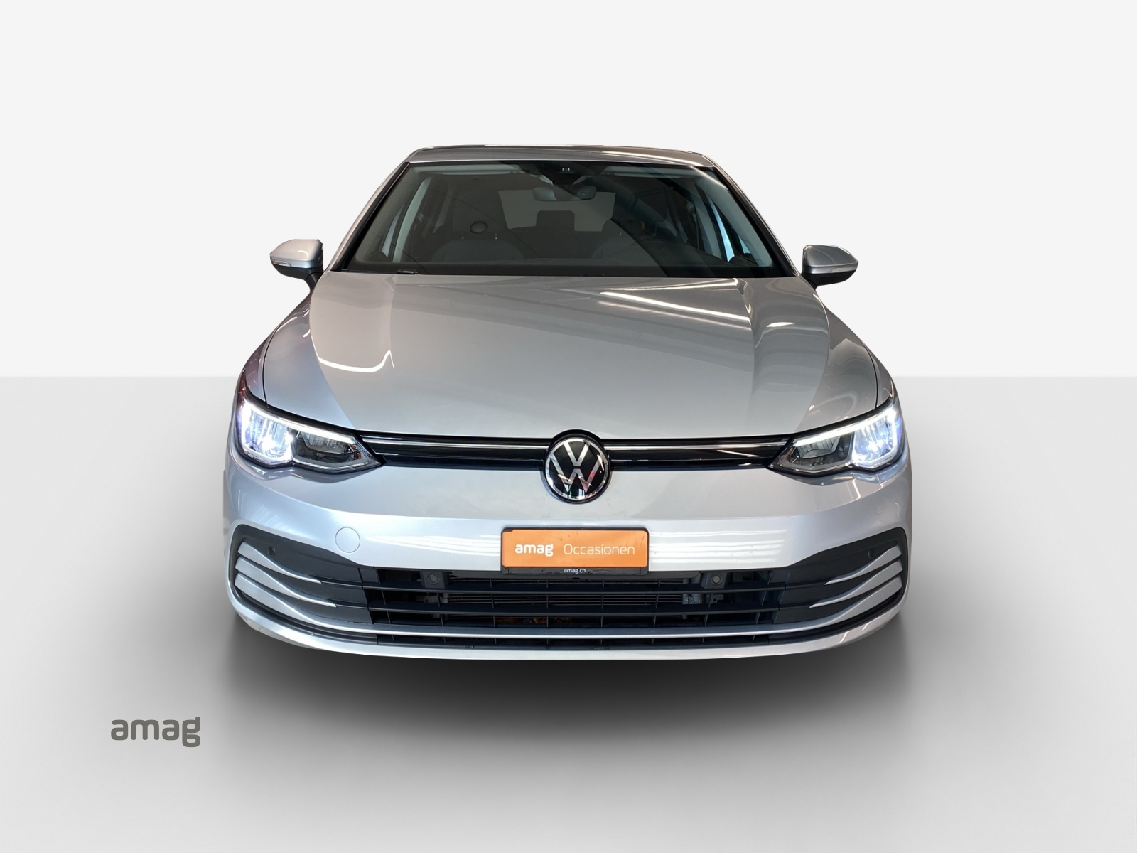 VW Golf 1.0 TSI Life-image-6