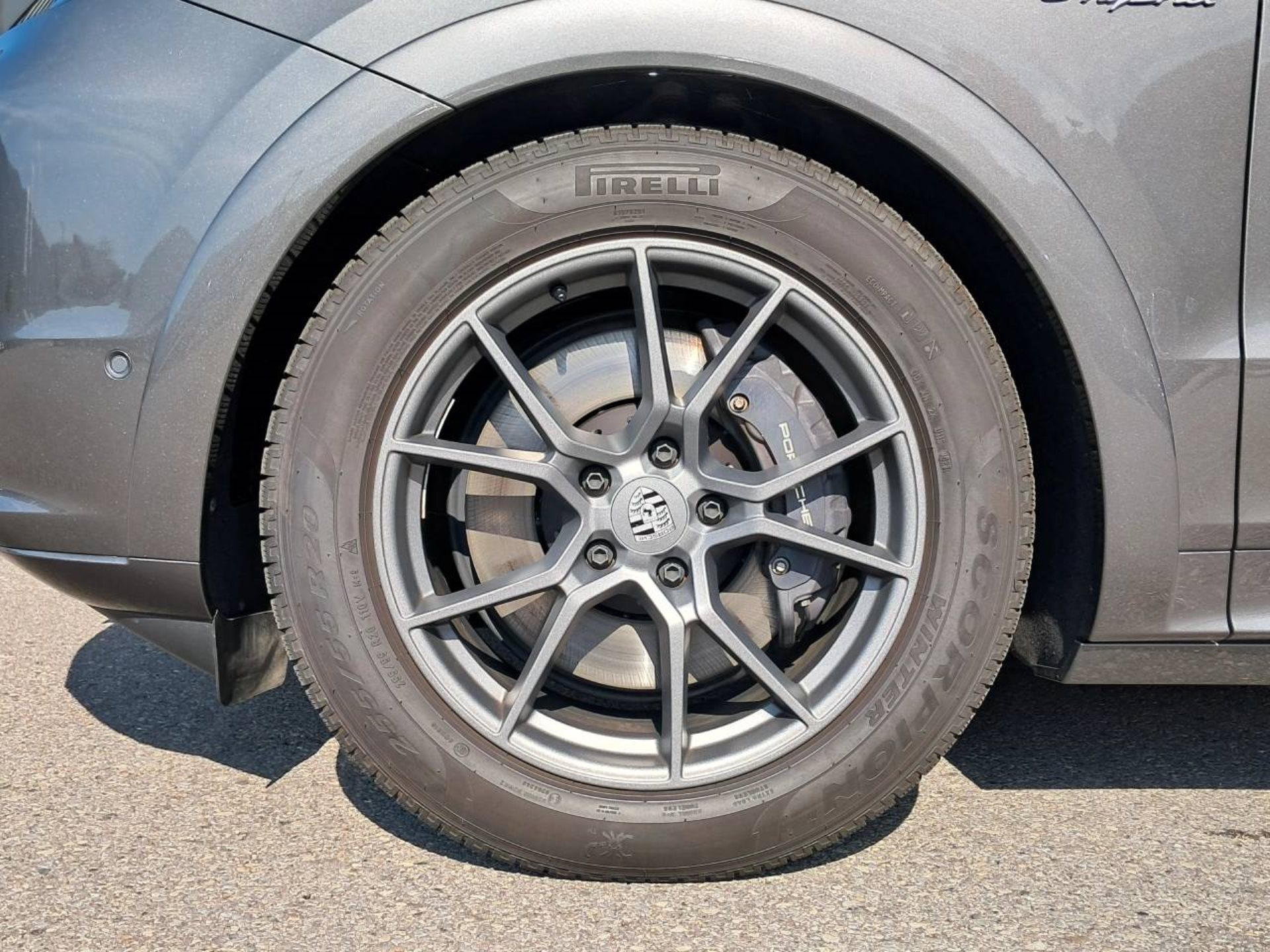 PORSCHE Cayenne E-Hybrid Coupé (MY24)-image-10