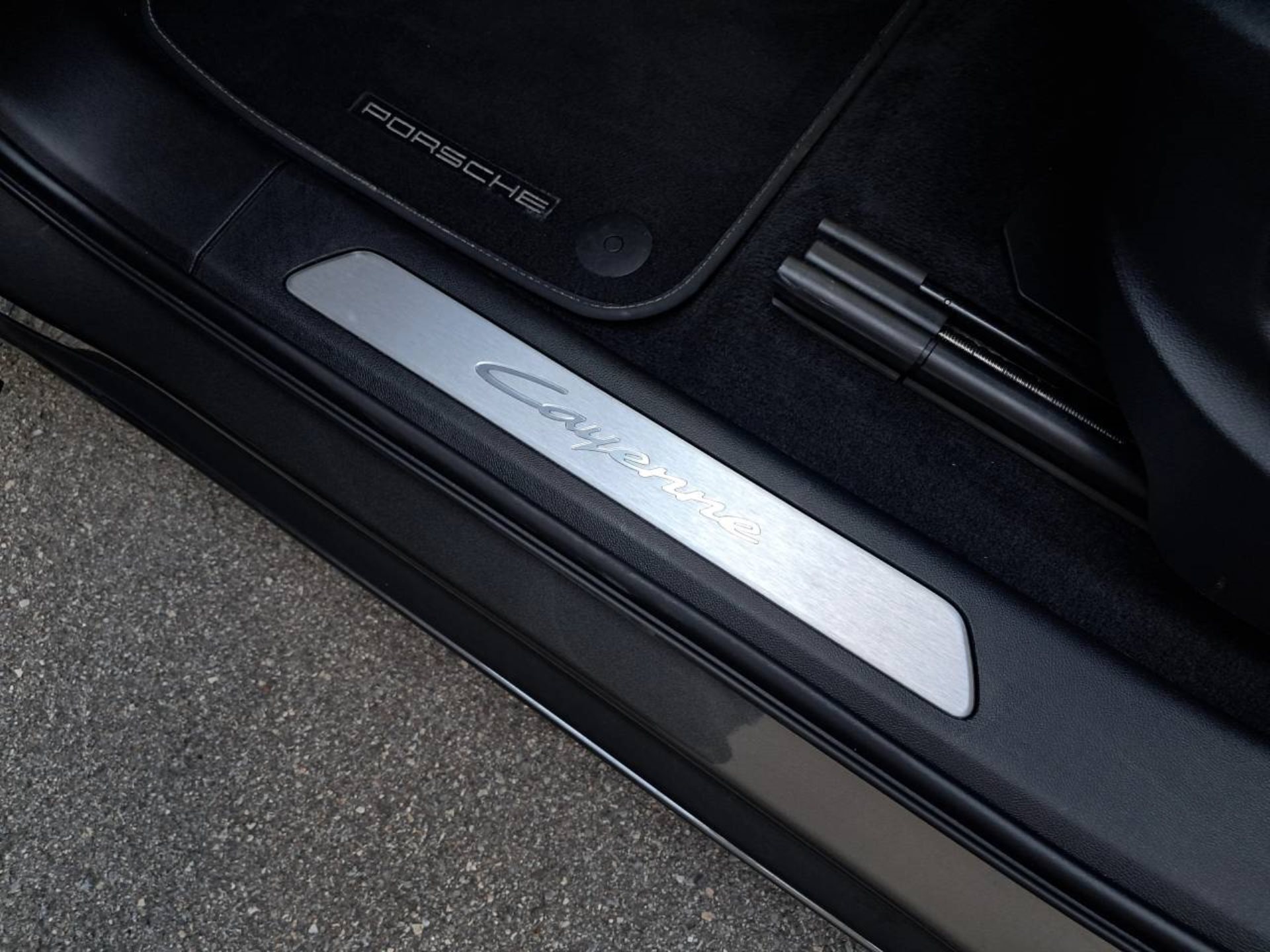 PORSCHE Cayenne E-Hybrid Coupé (MY24)-image-29