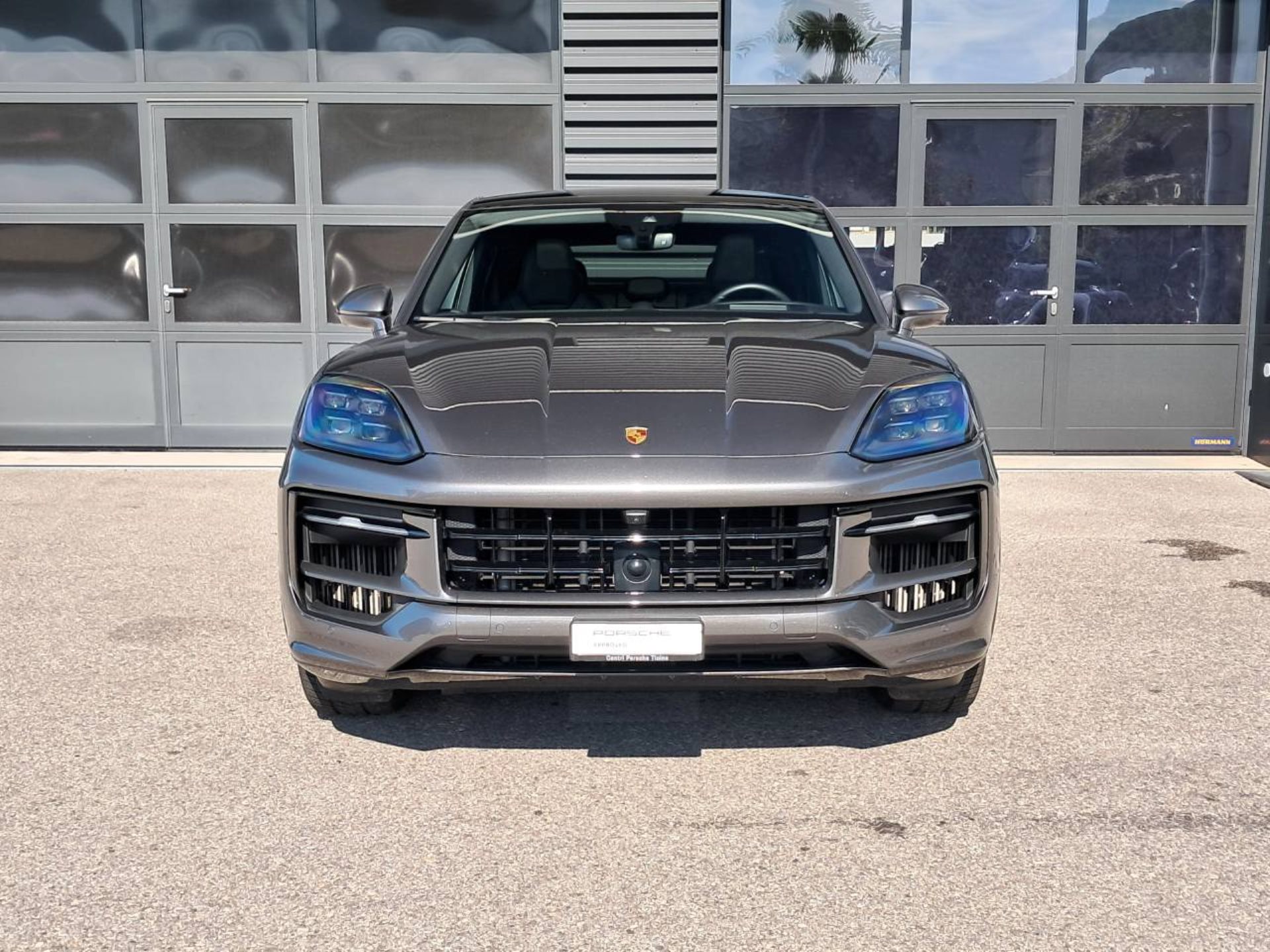PORSCHE Cayenne E-Hybrid Coupé (MY24)-image-9