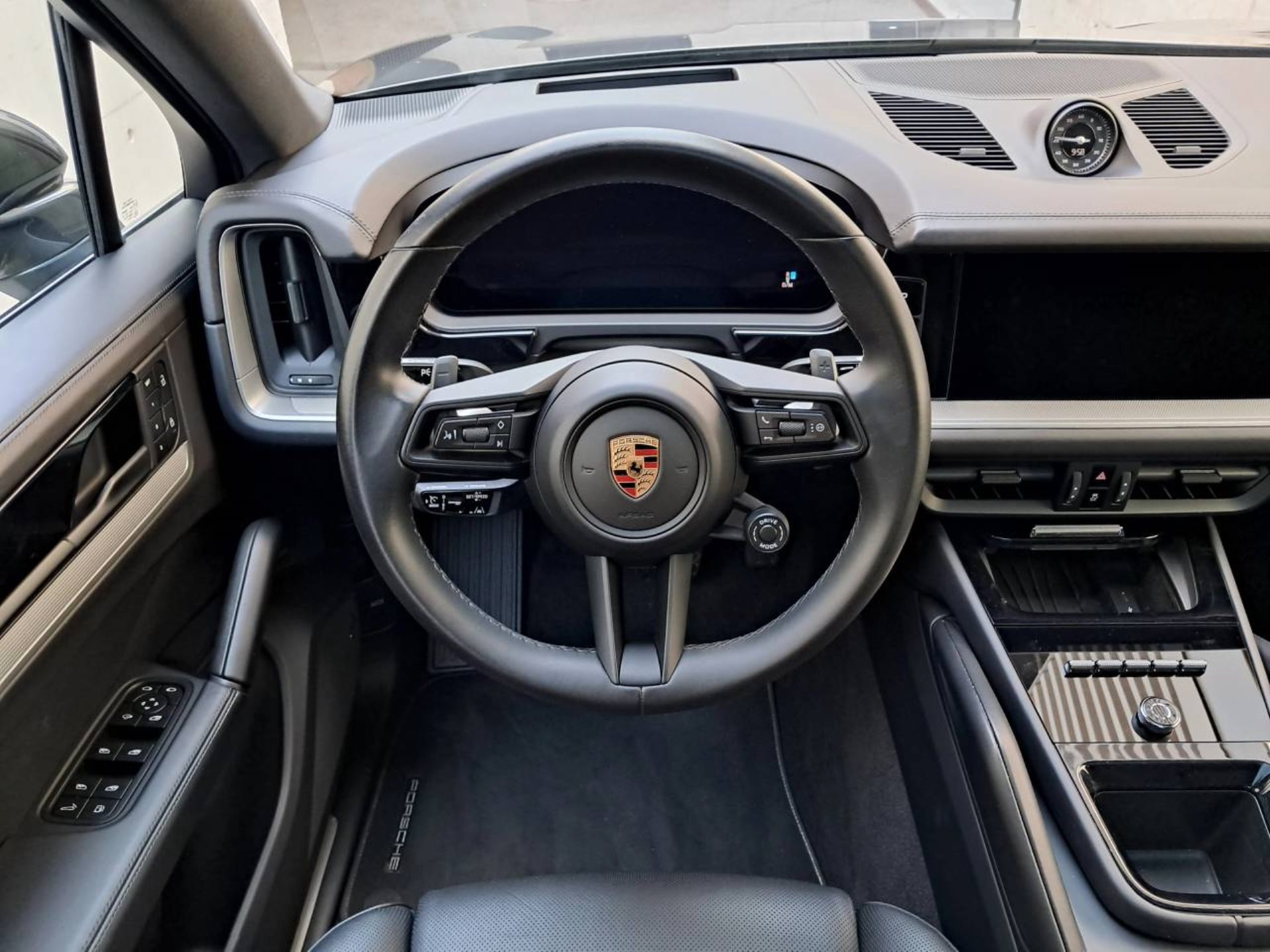 PORSCHE Cayenne E-Hybrid Coupé (MY24)-image-16