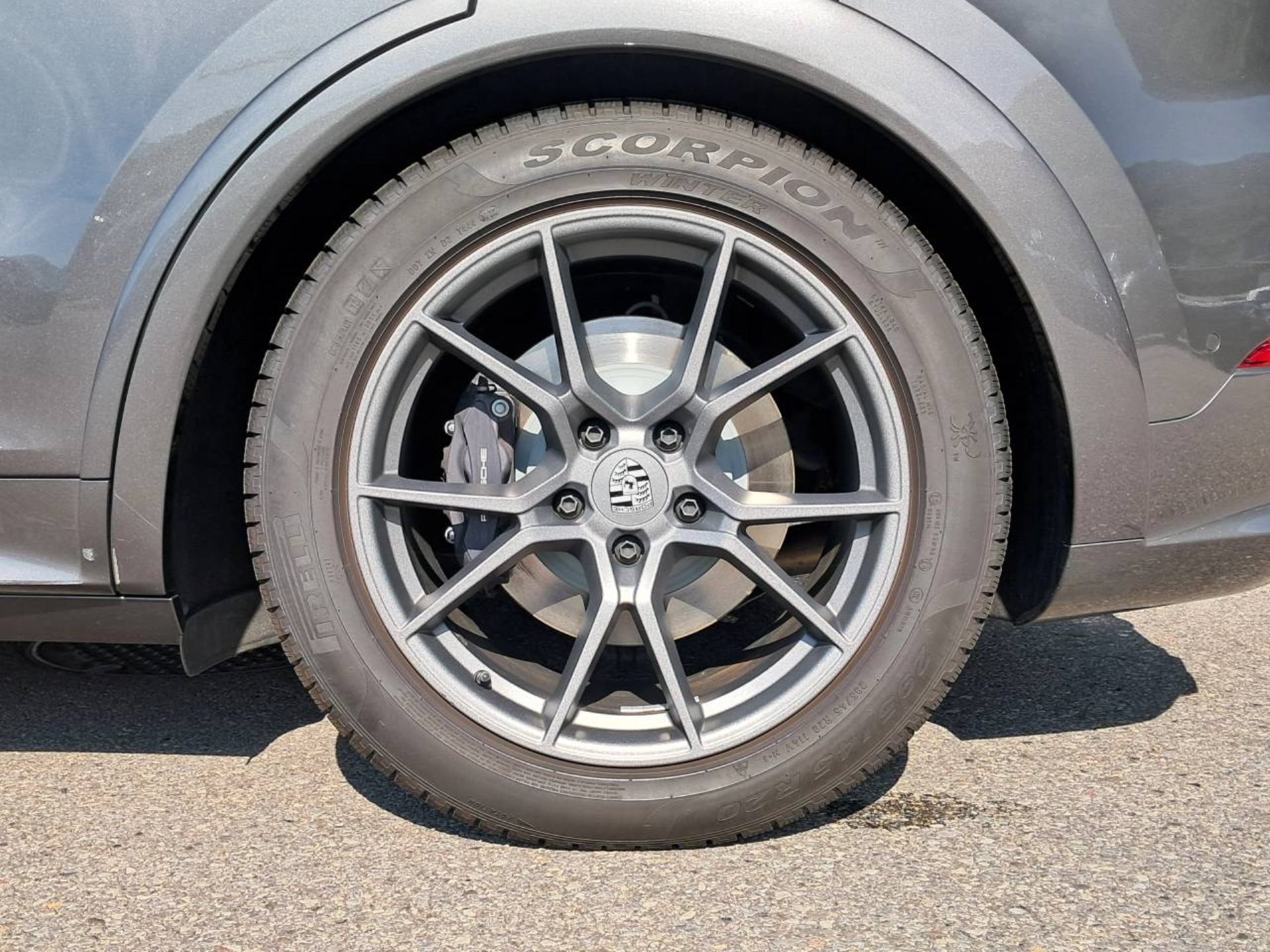 PORSCHE Cayenne E-Hybrid Coupé (MY24)-image-11