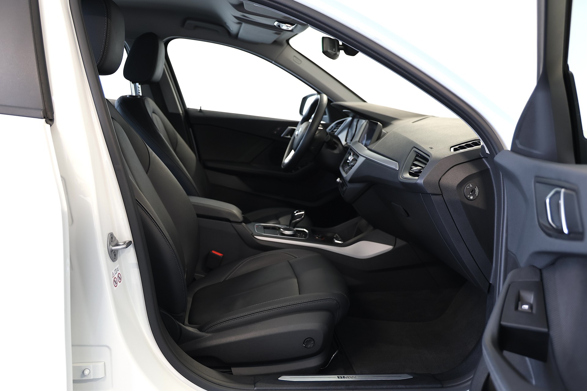 BMW 116d Advantage Steptronic-image-10