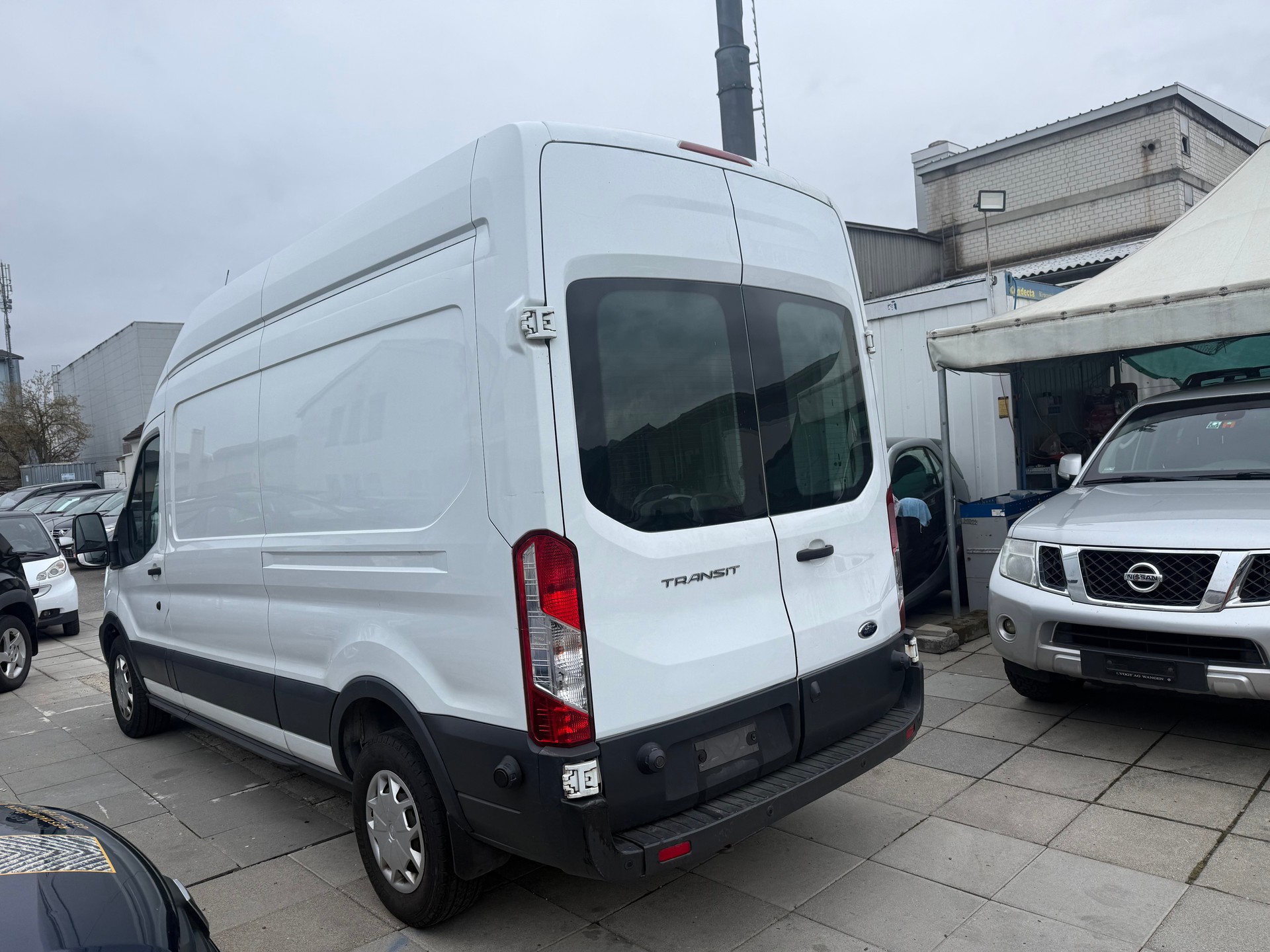 FORD Transit Van 350 L2 Ambiente 2.0 TDCi 130 FWD-image-7