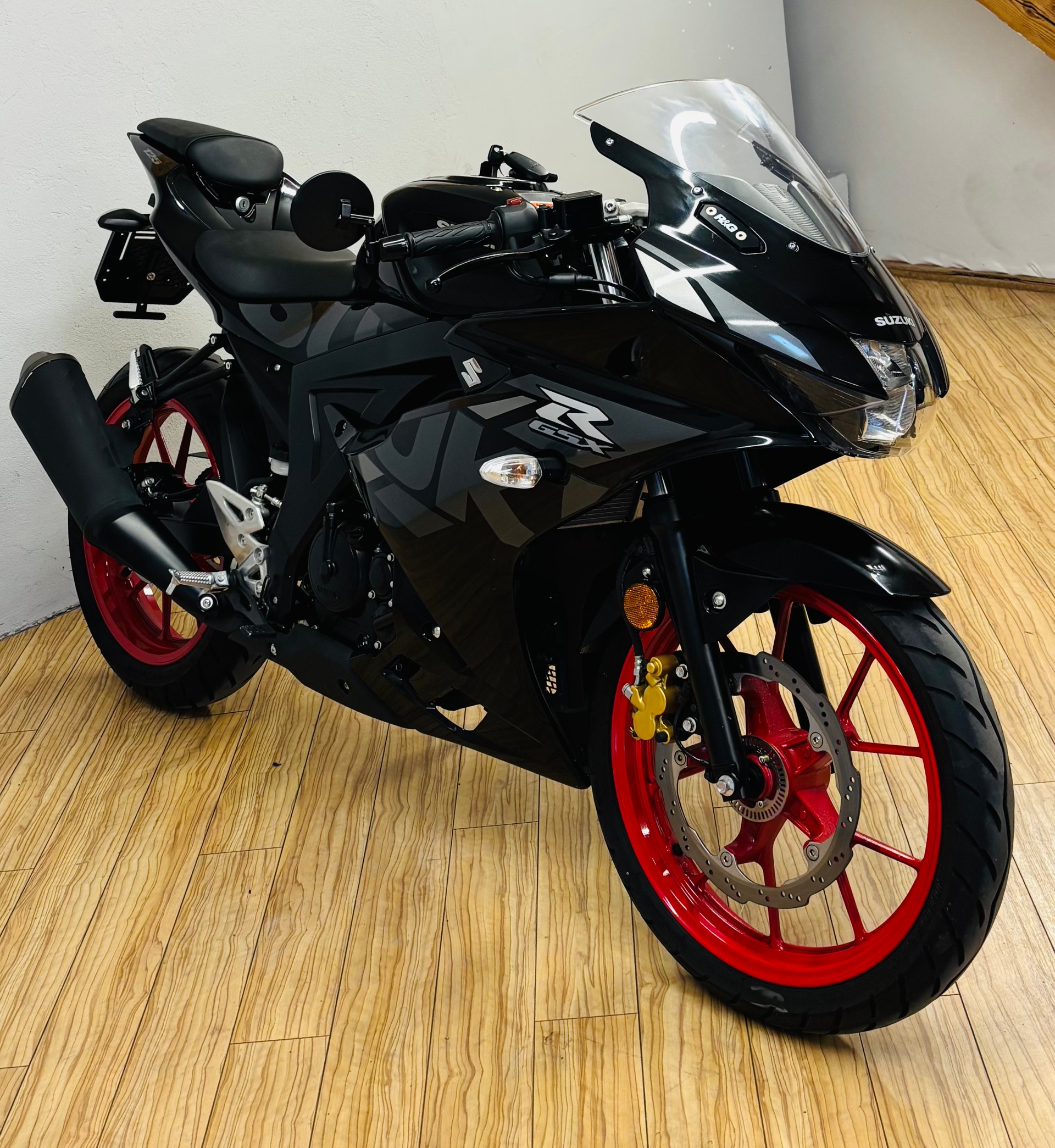 SUZUKI GSX-R 125
