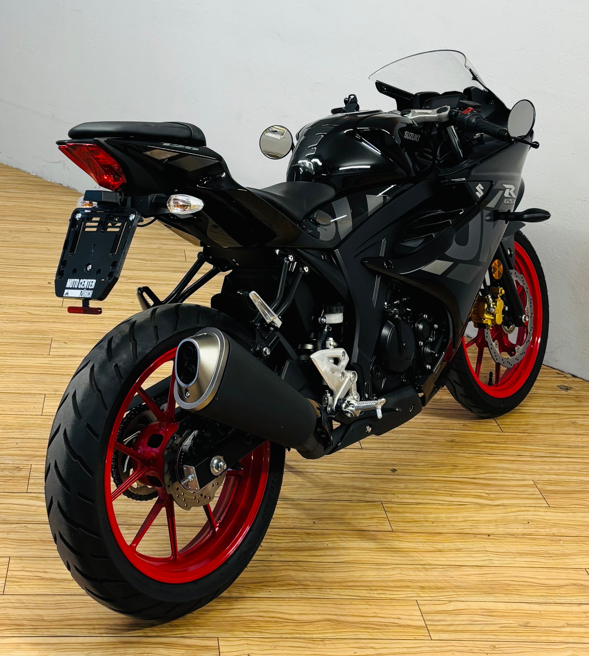 SUZUKI GSX-R 125-showroom-element-2