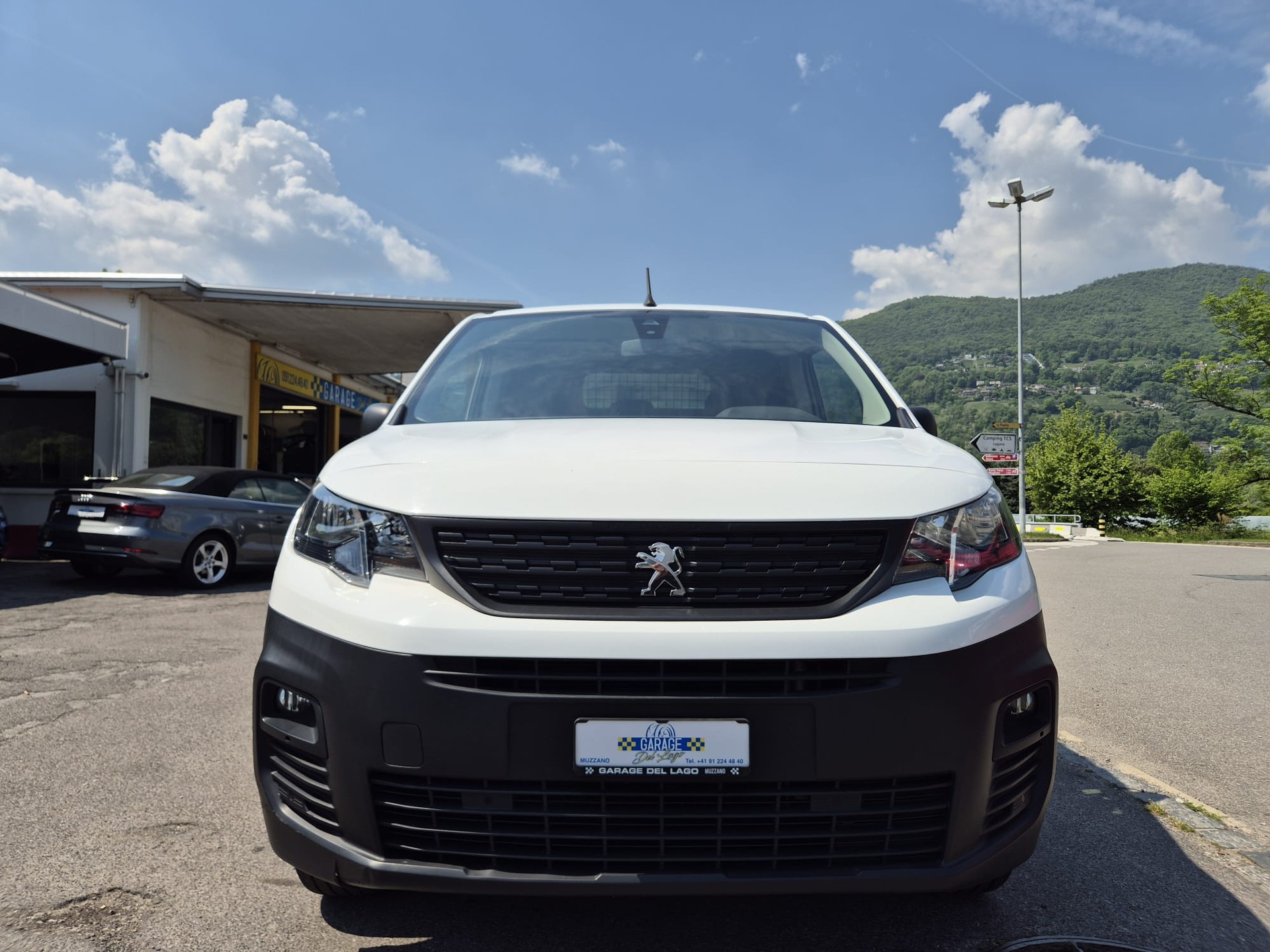 PEUGEOT PARTNER 4X4 DANGEL 1.5 BlueHDI-image-2