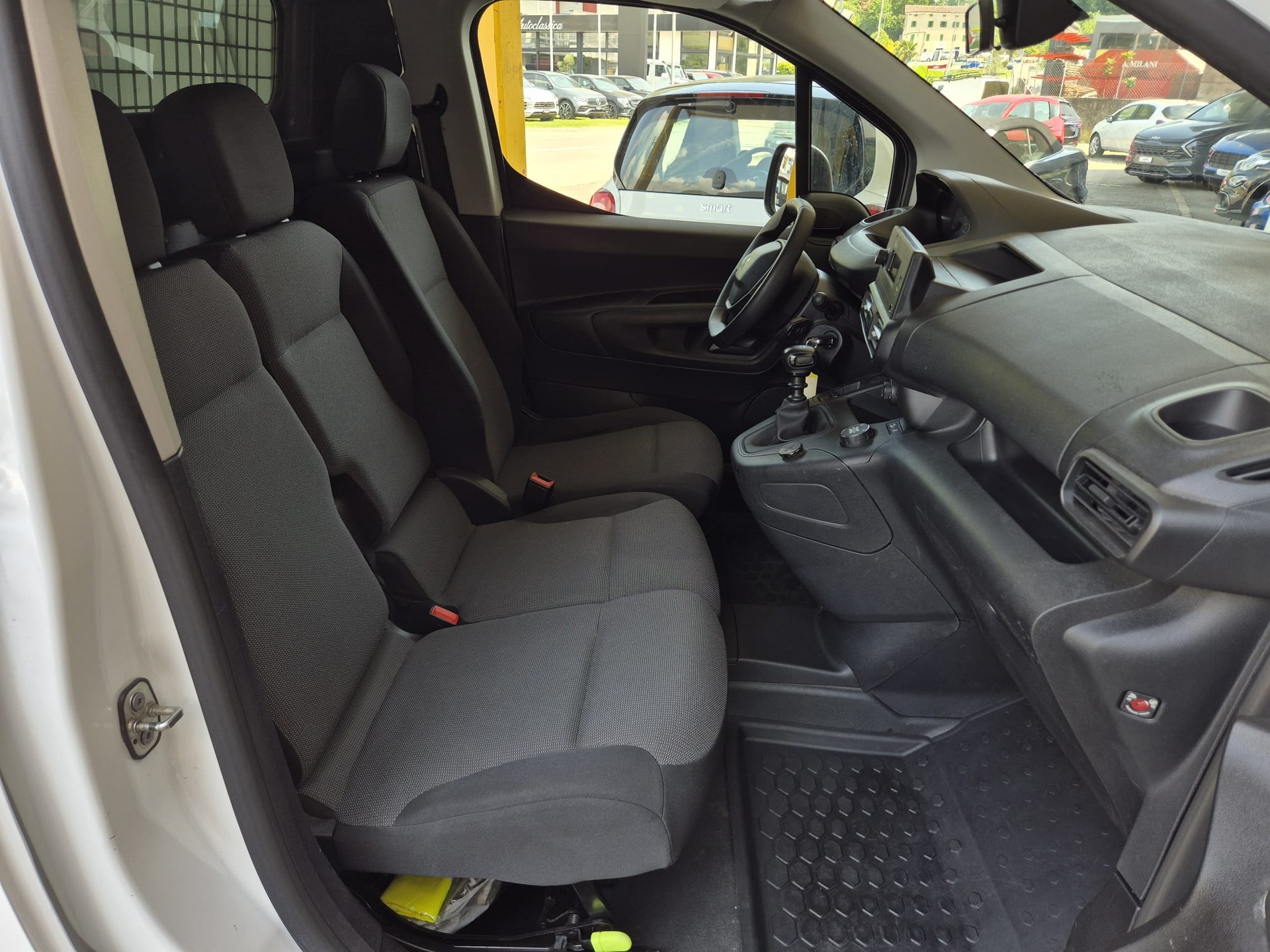 PEUGEOT PARTNER 4X4 DANGEL 1.5 BlueHDI-image-11