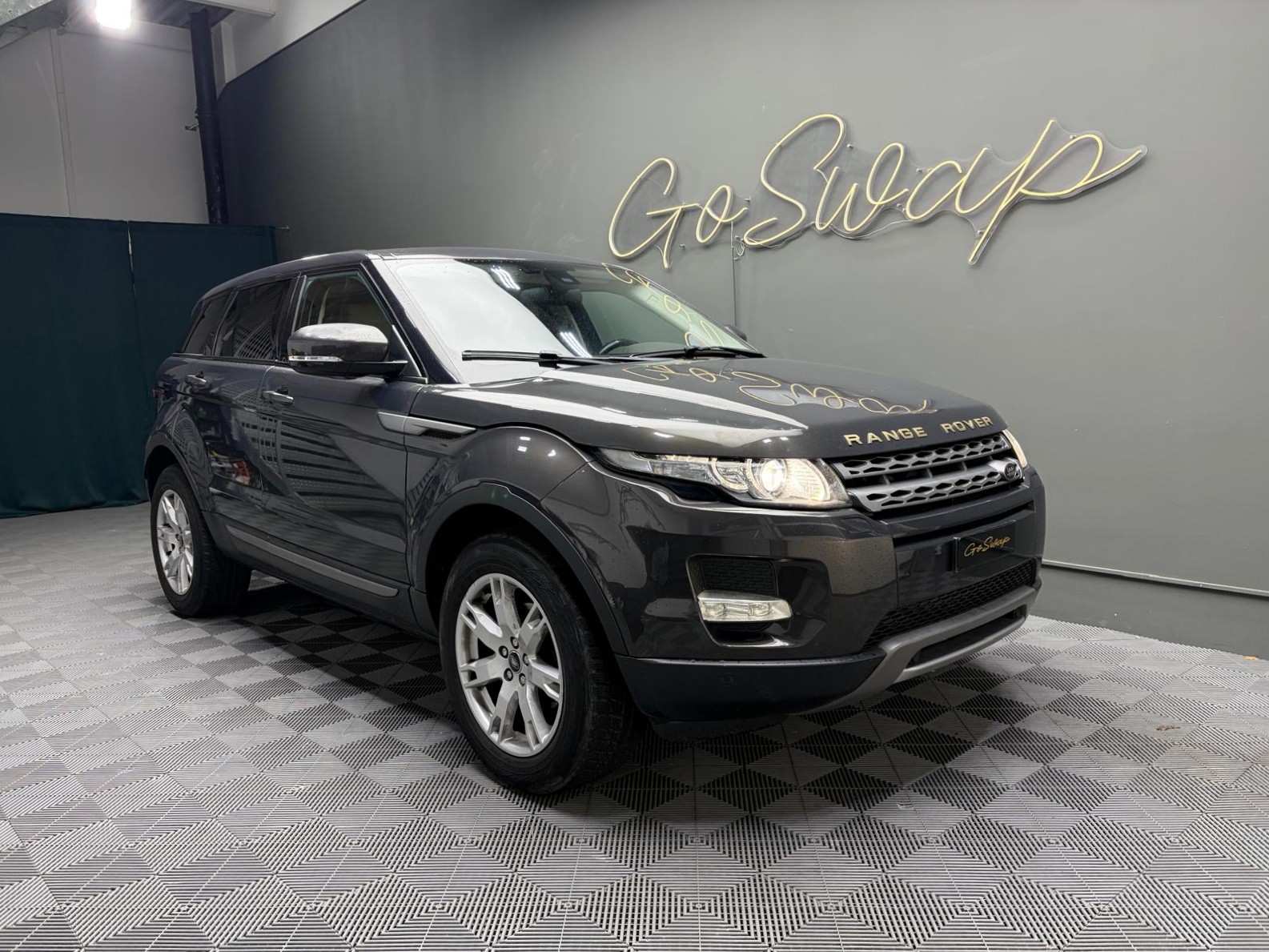 LAND ROVER Range Rover Evoque 2.0 Si4 Dynamic AT6-image-0