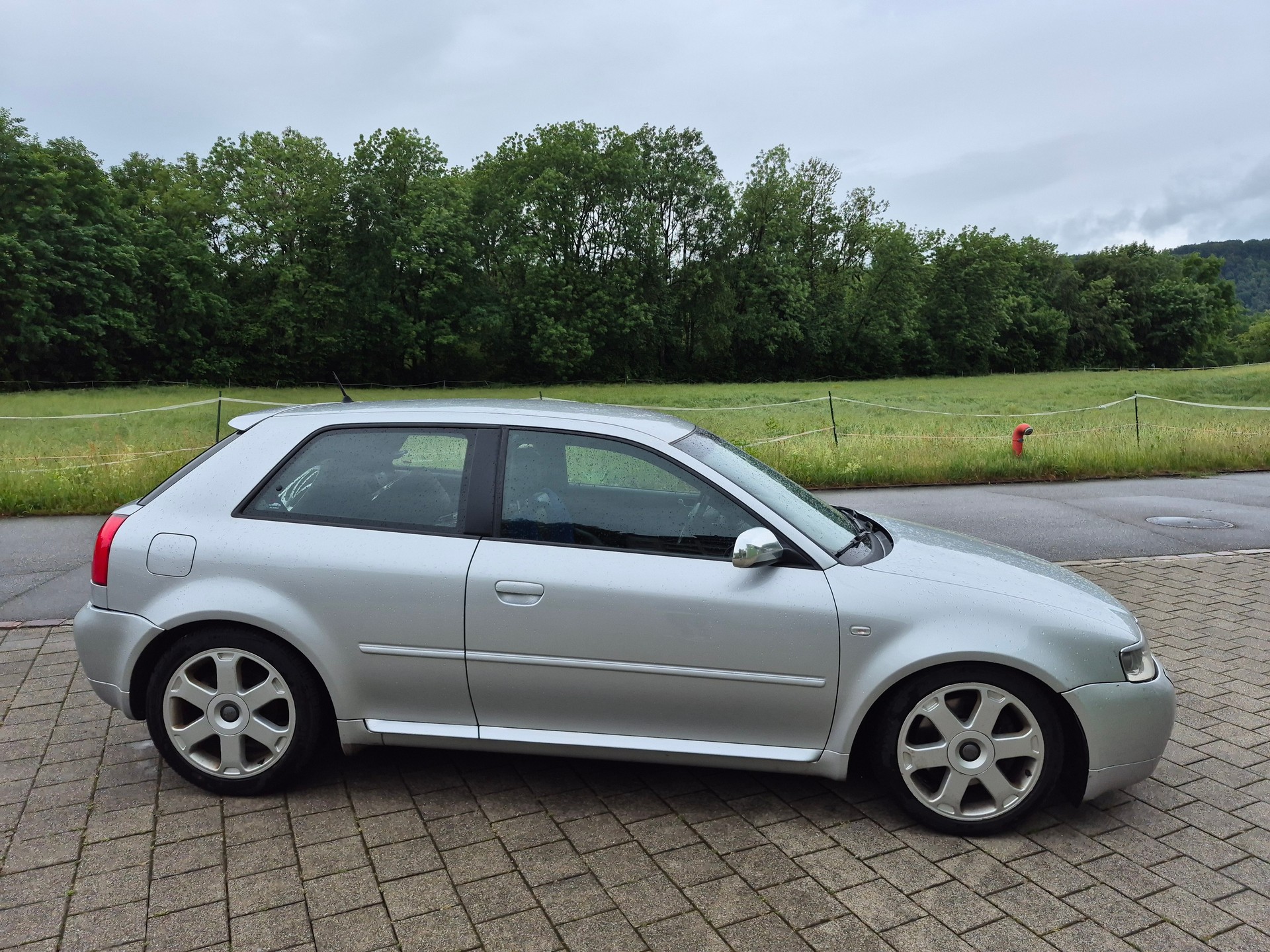 AUDI S3 quattro-image-2