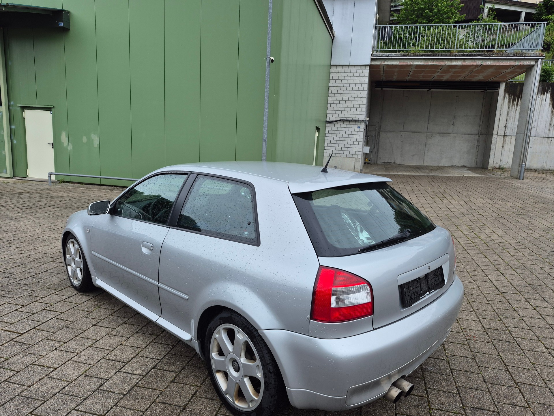 AUDI S3 quattro-image-5